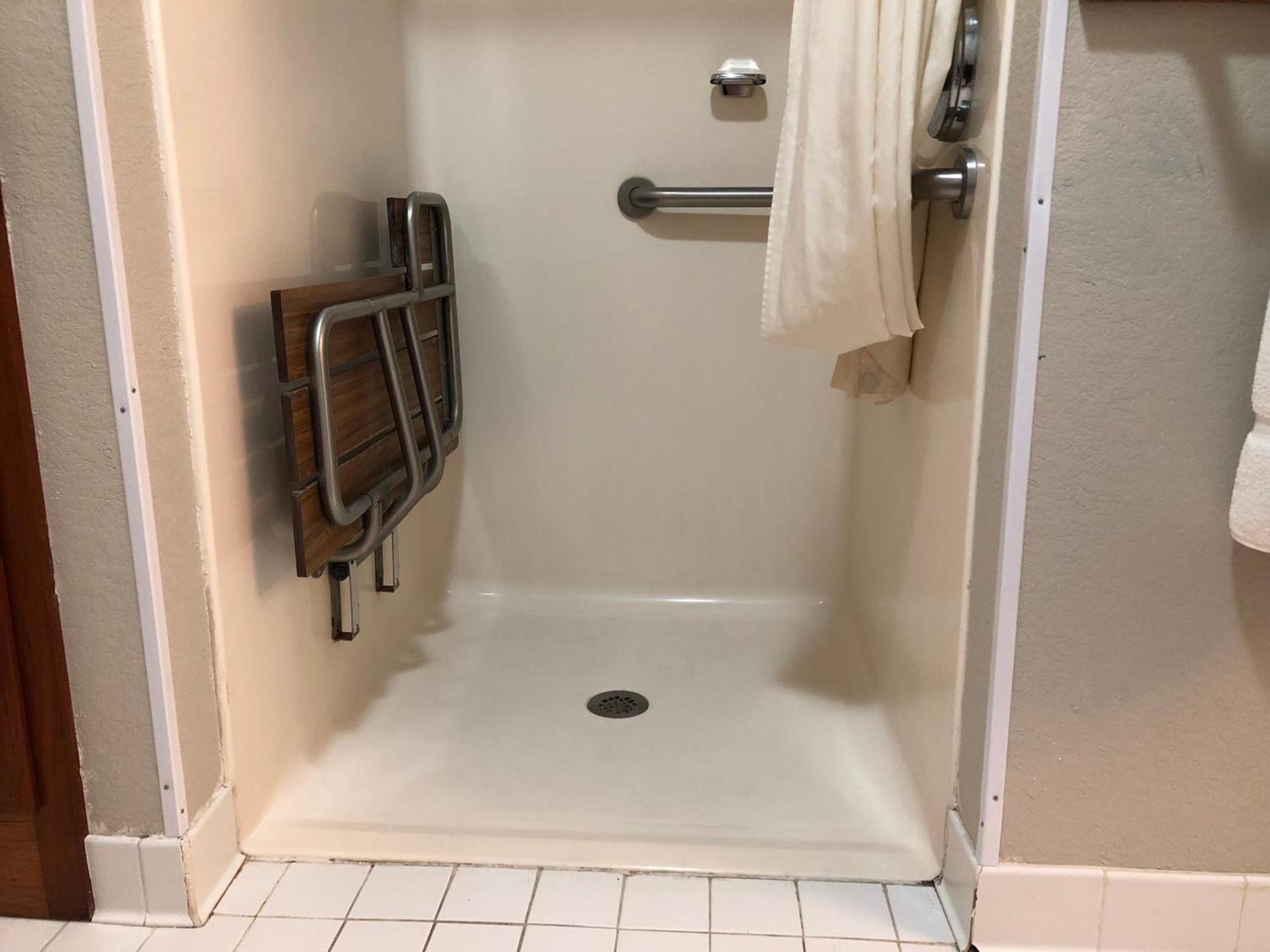 Baymont by Wyndham Washington photo 67