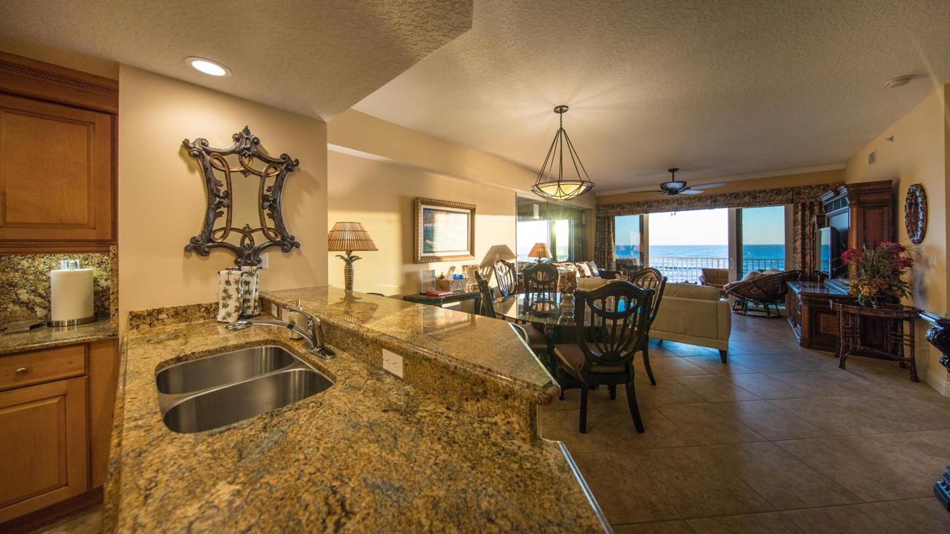 Family Friendly - Direct Oceanfront Sanibel 303 photo 14