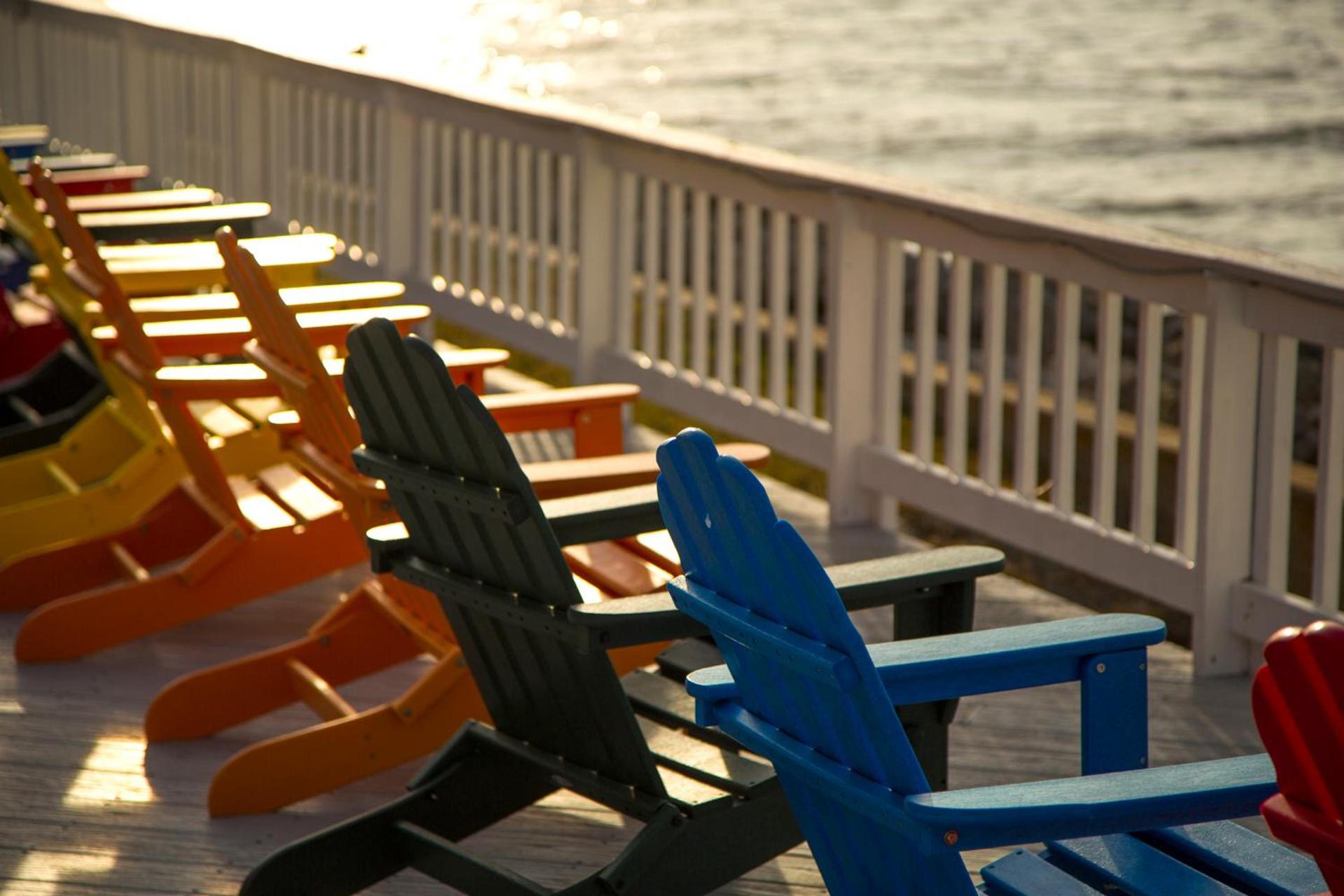 Sailport Waterfront Suites photo 38