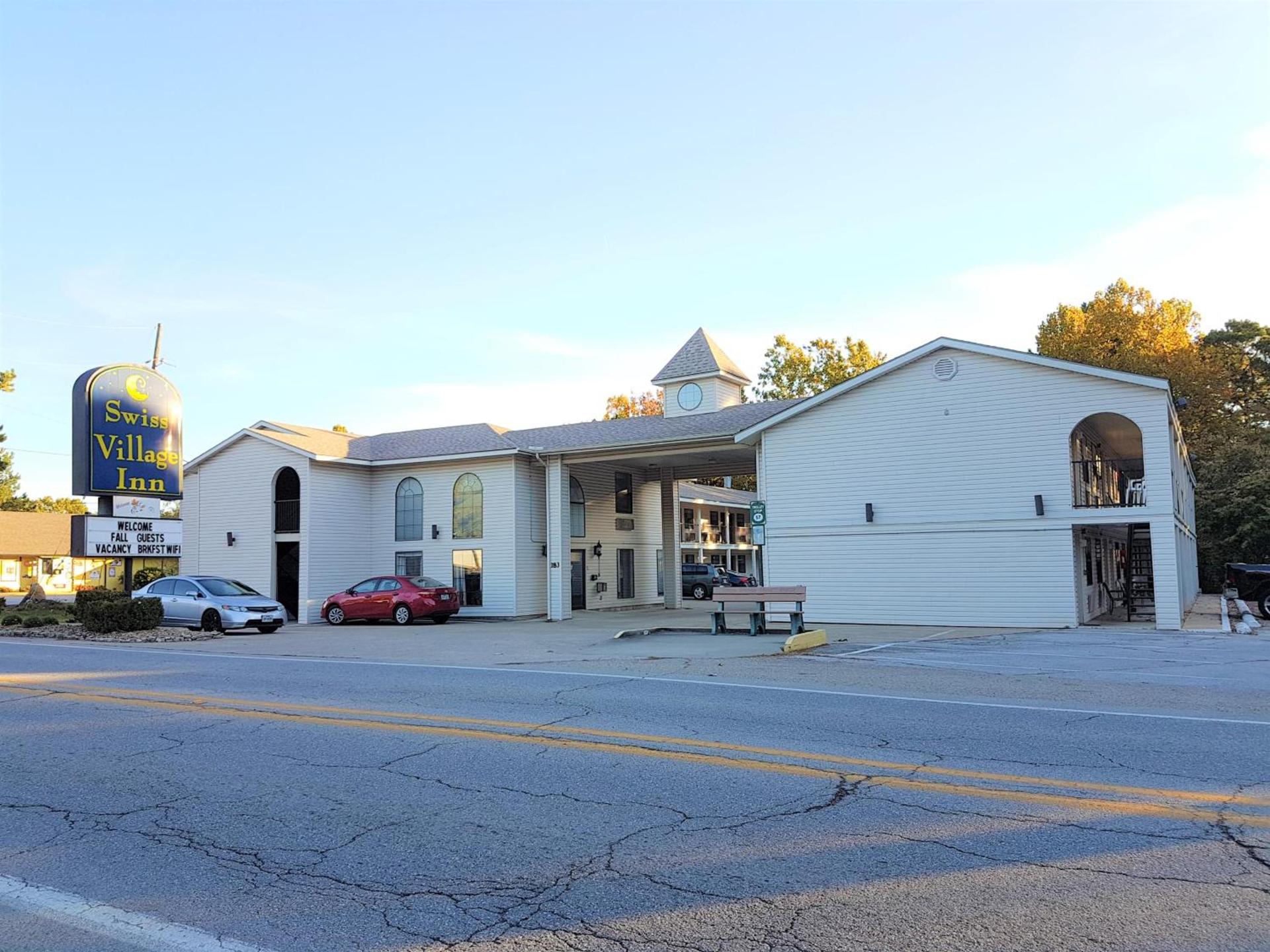 Swiss Village Inn photo 30
