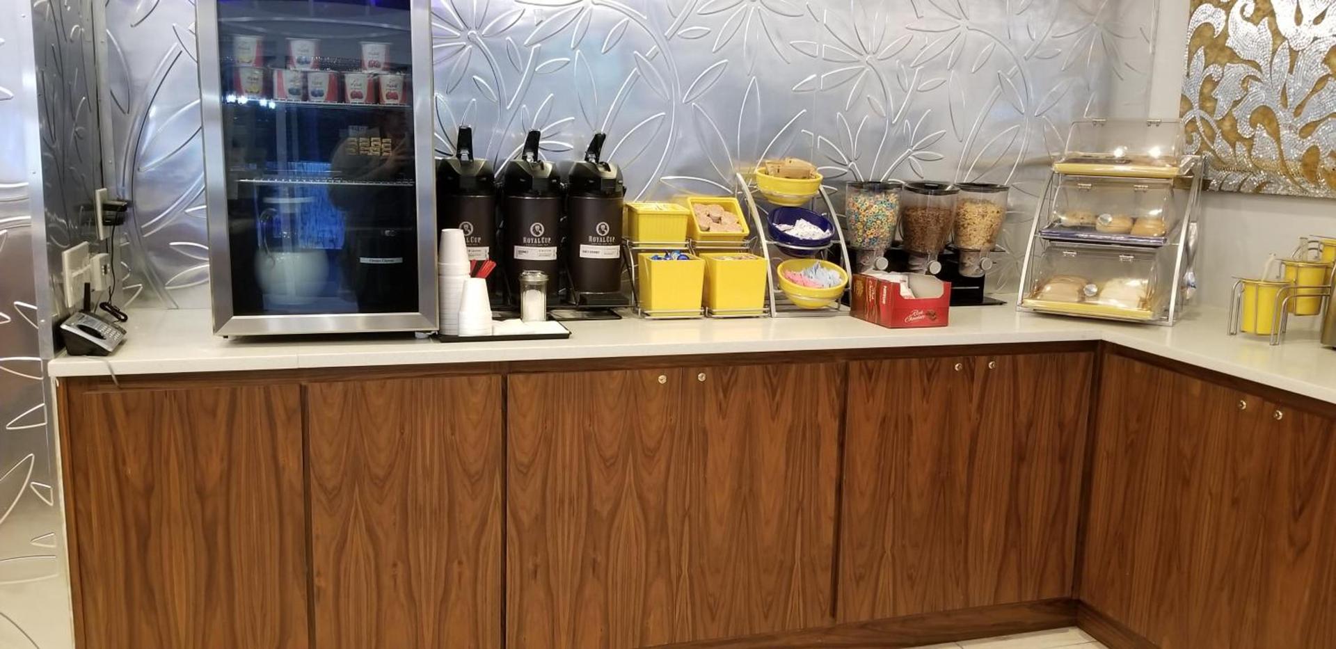 Rosewood Inn & Suites photo 20