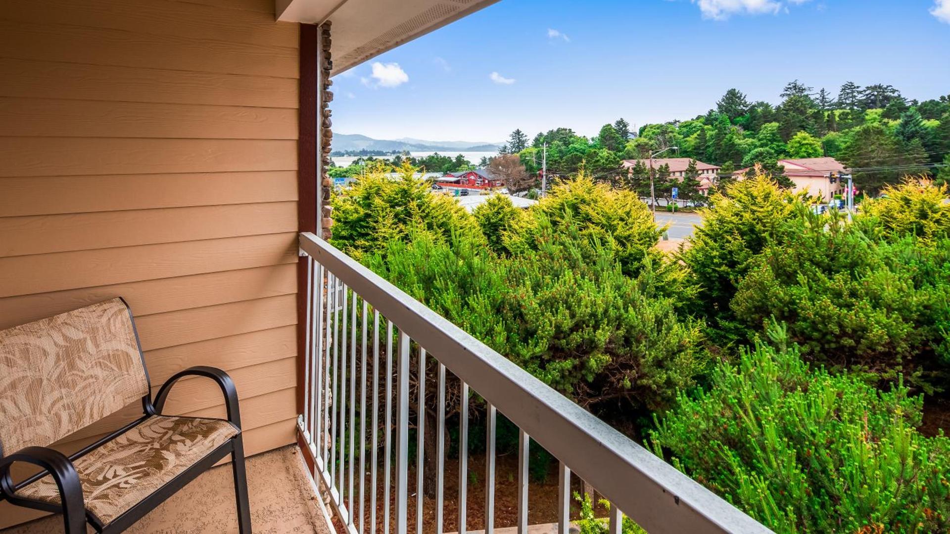 Best Western Plus Landmark Inn photo 57
