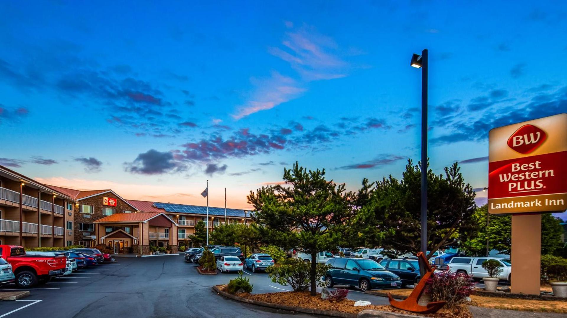 Best Western Plus Landmark Inn photo 49