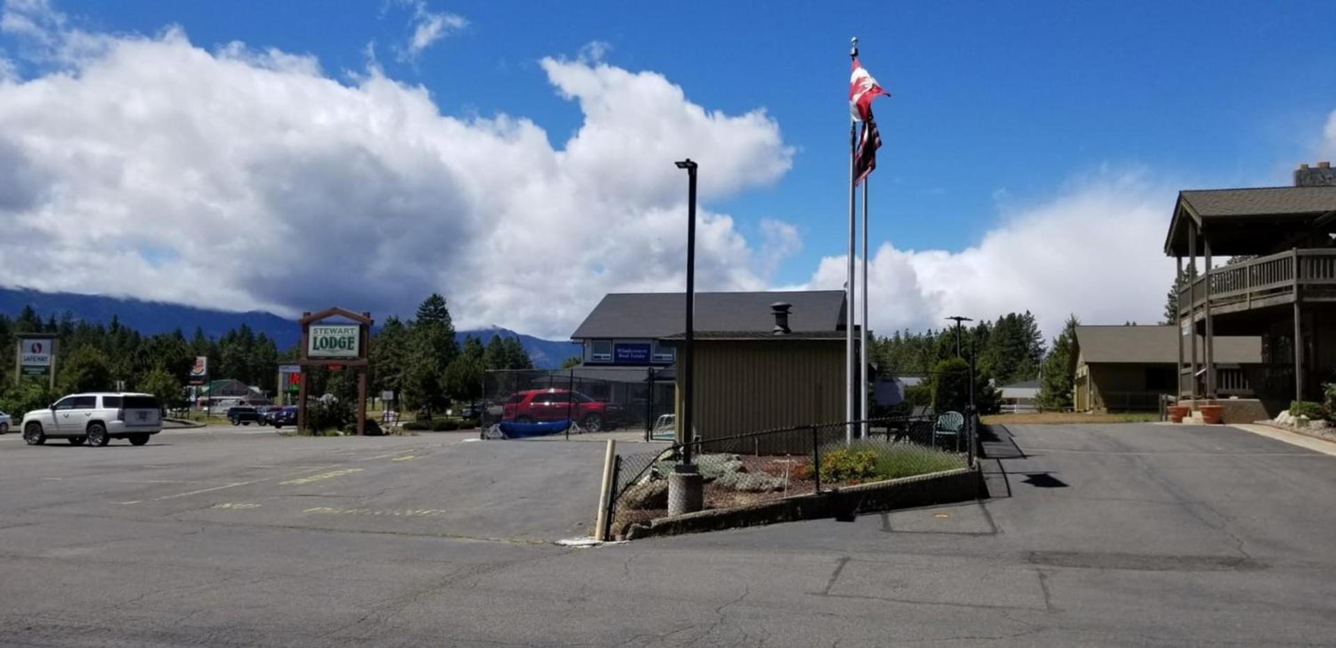 Stewart Lodge photo 5