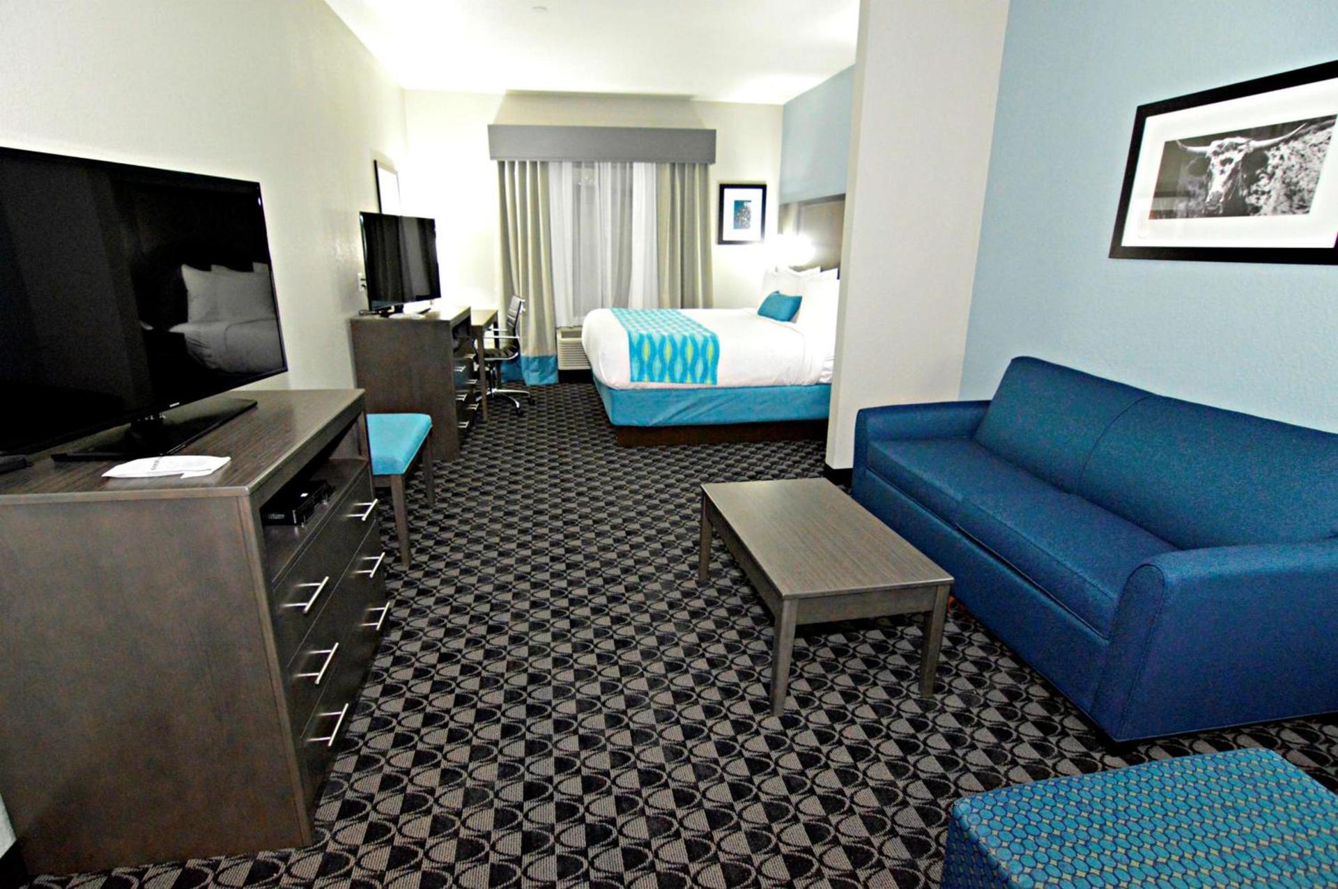 Best Western Plus Waller Hotel photo 16