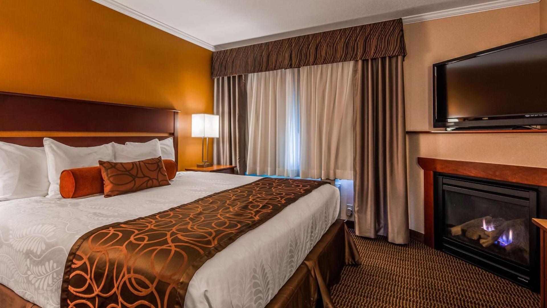 Best Western Plus Landmark Inn photo 5