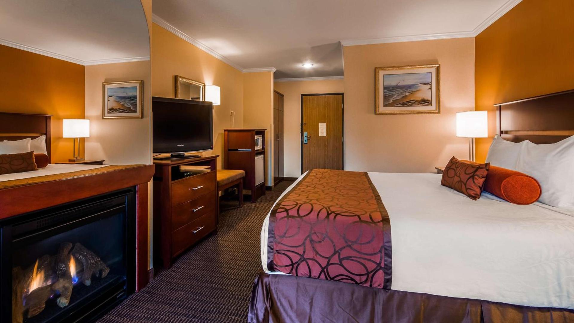 Best Western Plus Landmark Inn photo 4