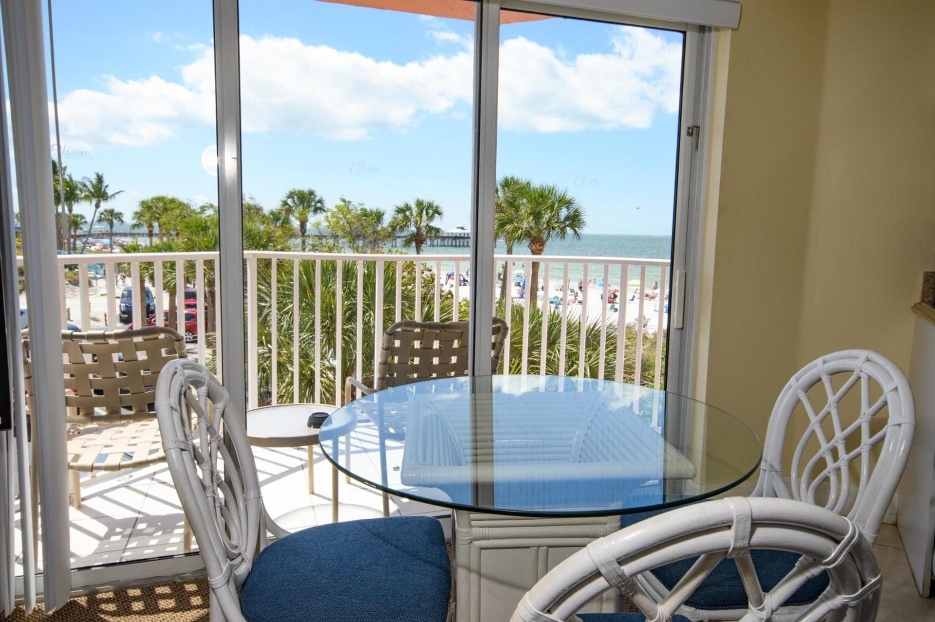 Edison Beach House photo 9