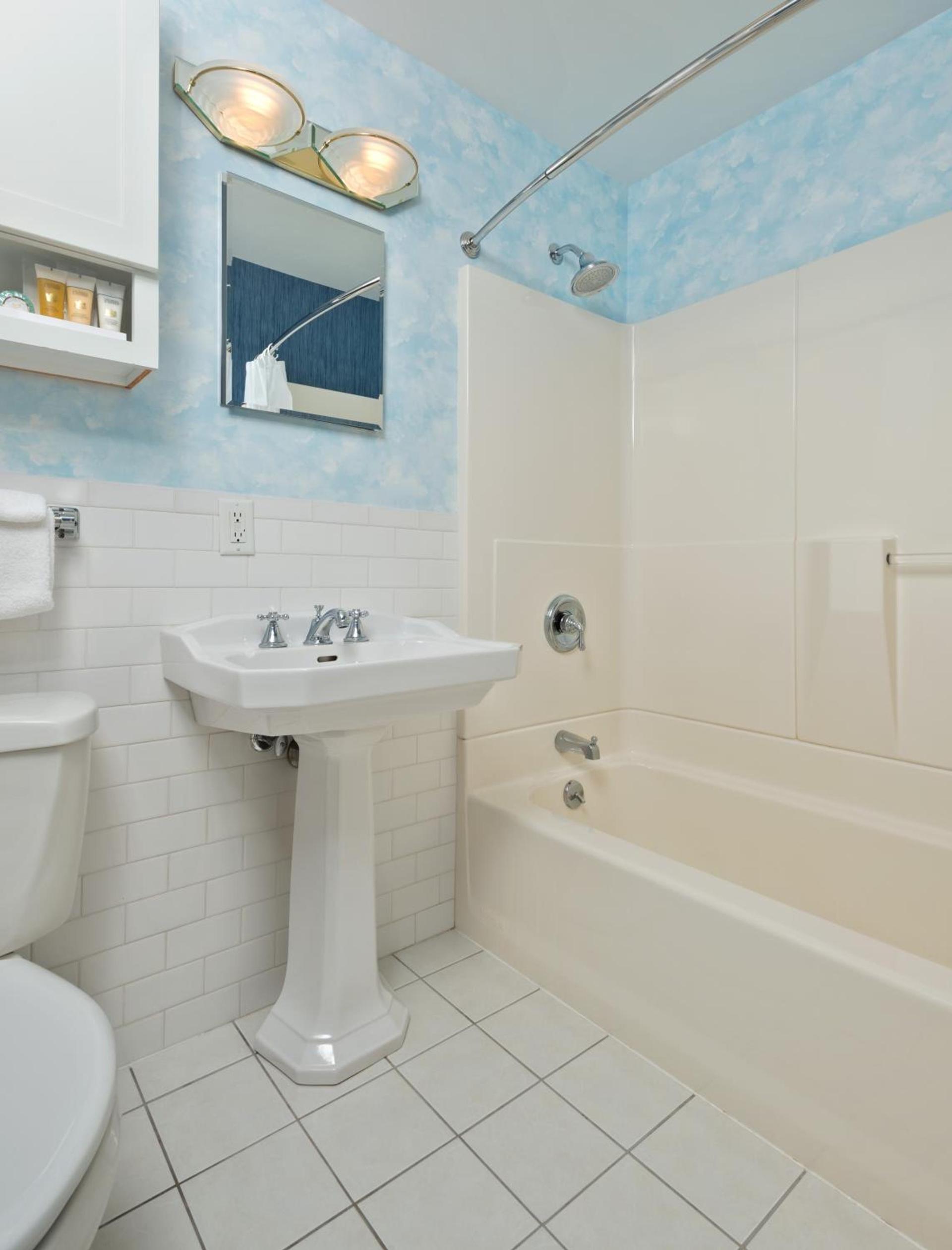 Winstead Beach Resort photo 3