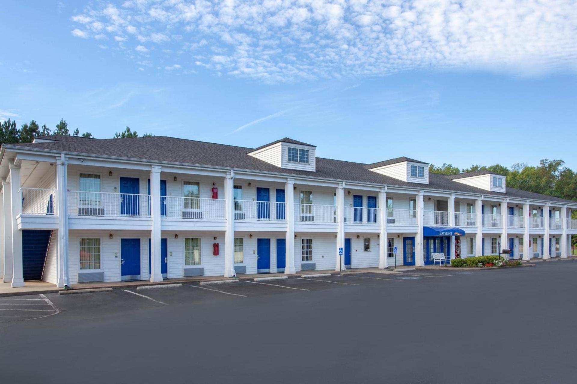 Baymont by Wyndham Greenwood photo 2