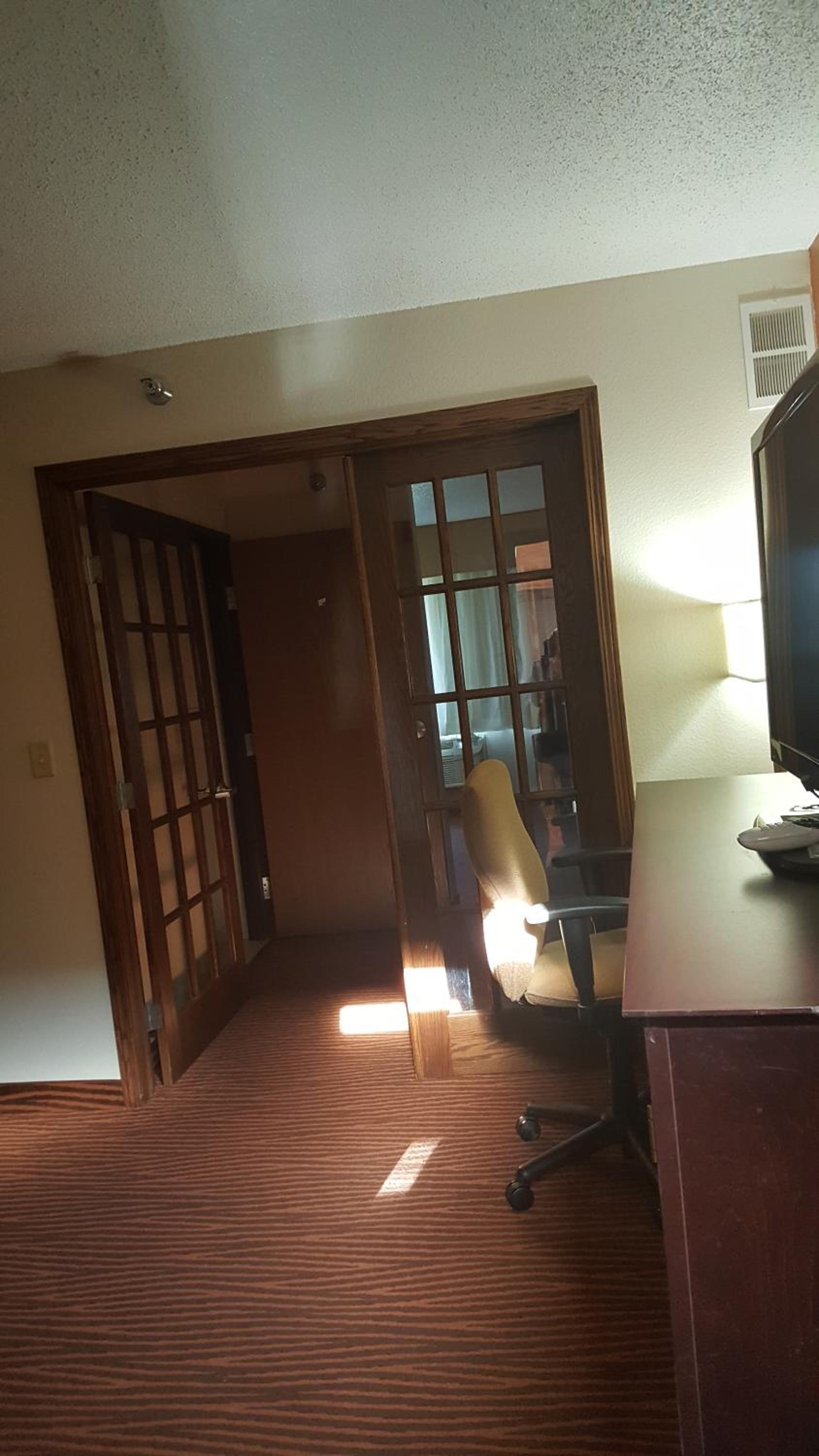 AmericInn by Wyndham Muscatine photo 14