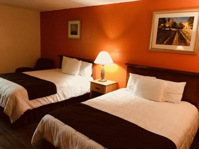 Americas Best Value Inn Laredo photo 57