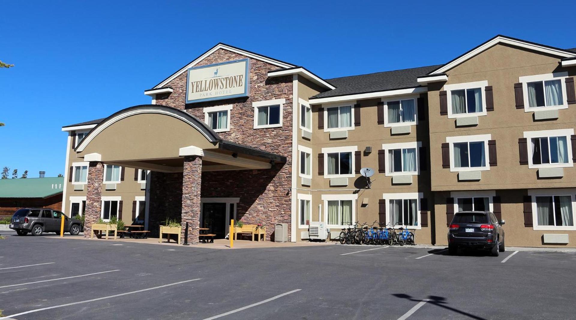Yellowstone Park Hotel photo 26