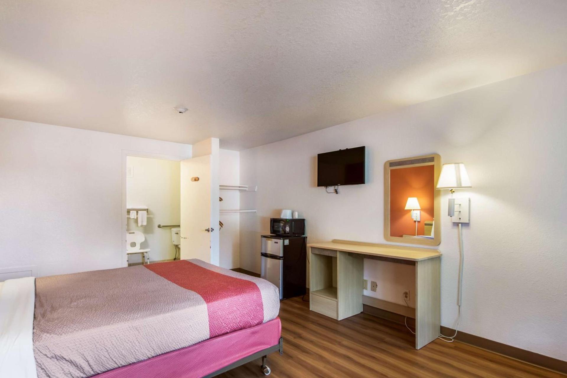 Motel 6-Vancouver, WA photo 7