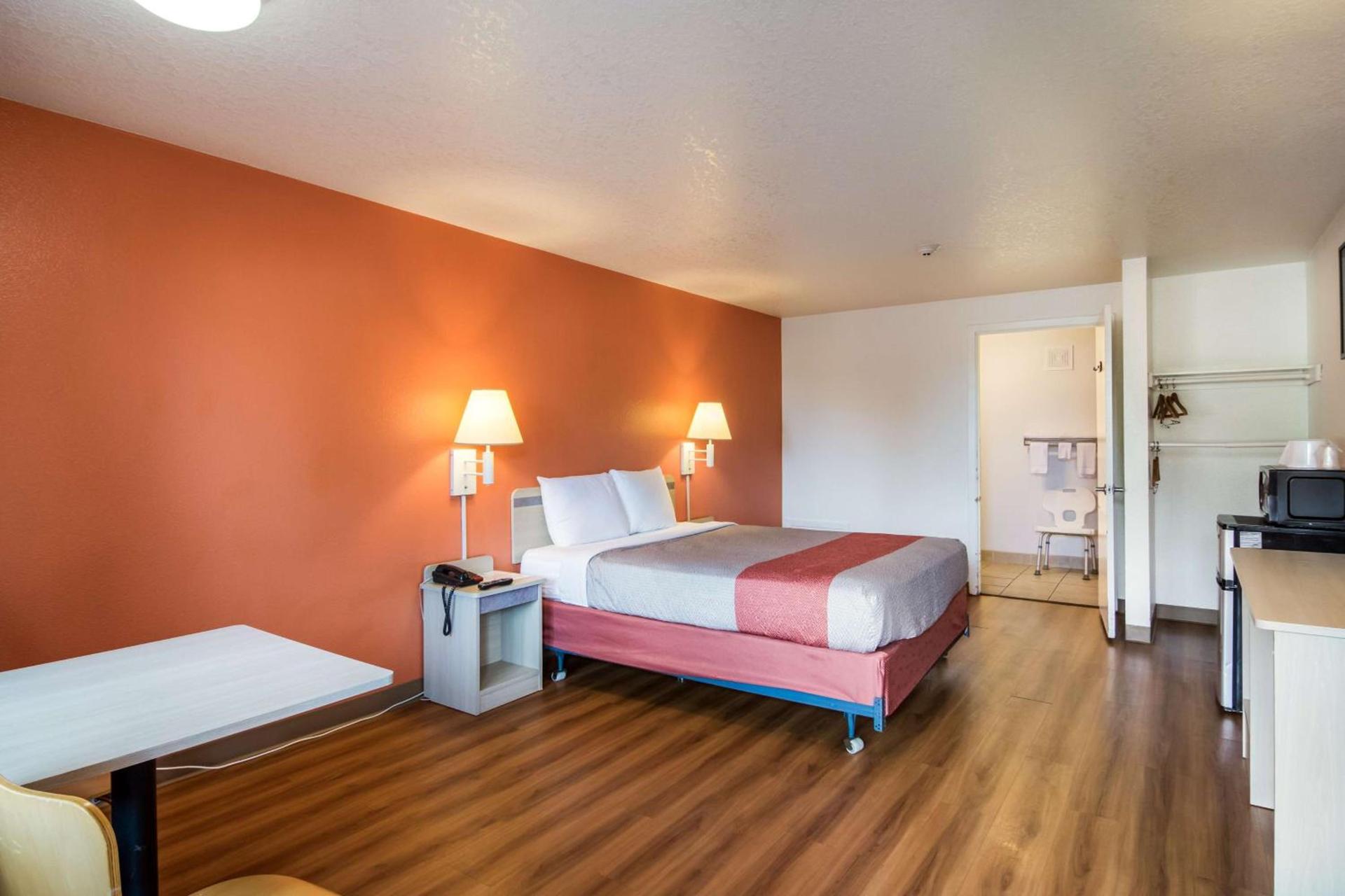 Motel 6-Vancouver, WA photo 14