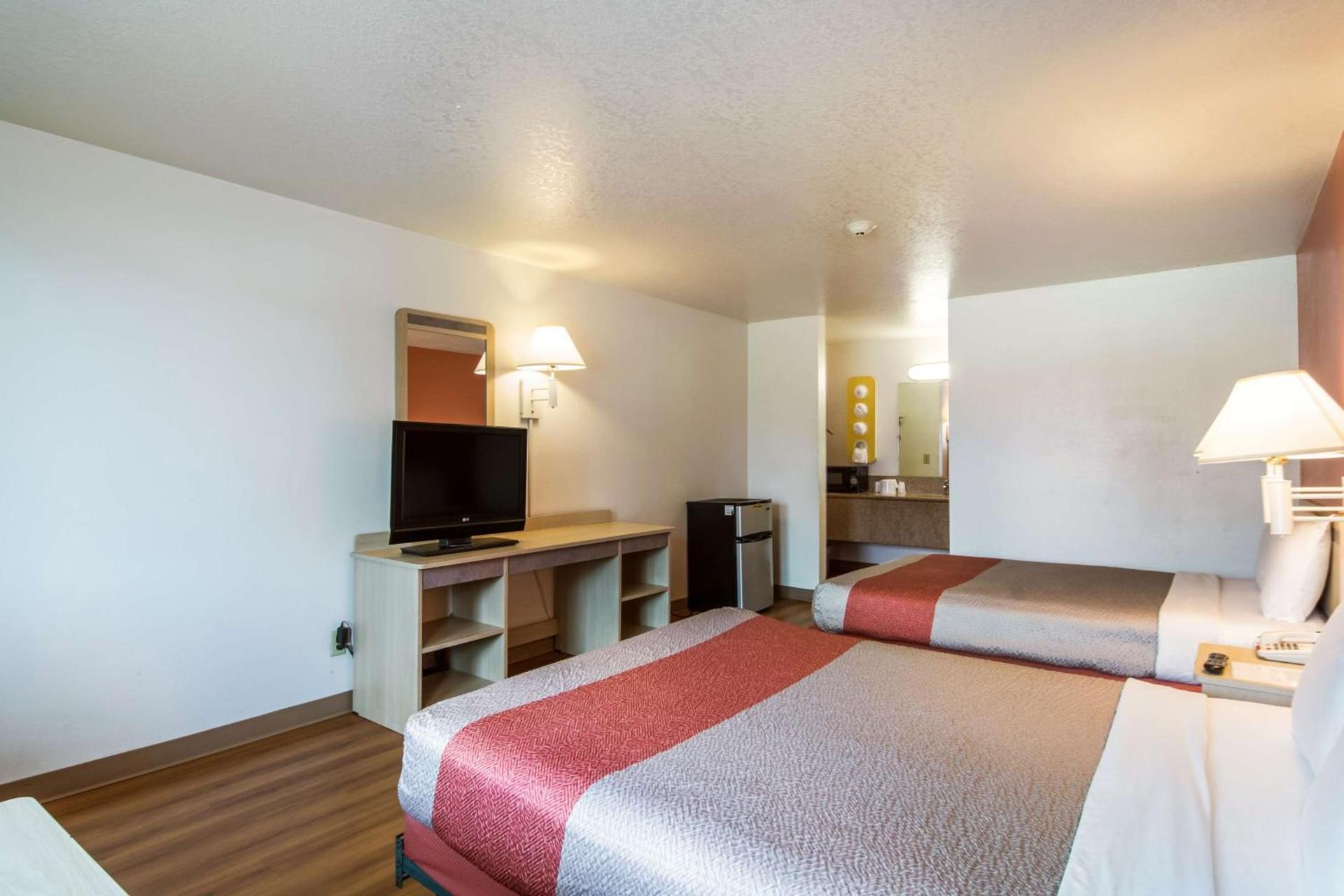 Motel 6-Vancouver, WA photo 12