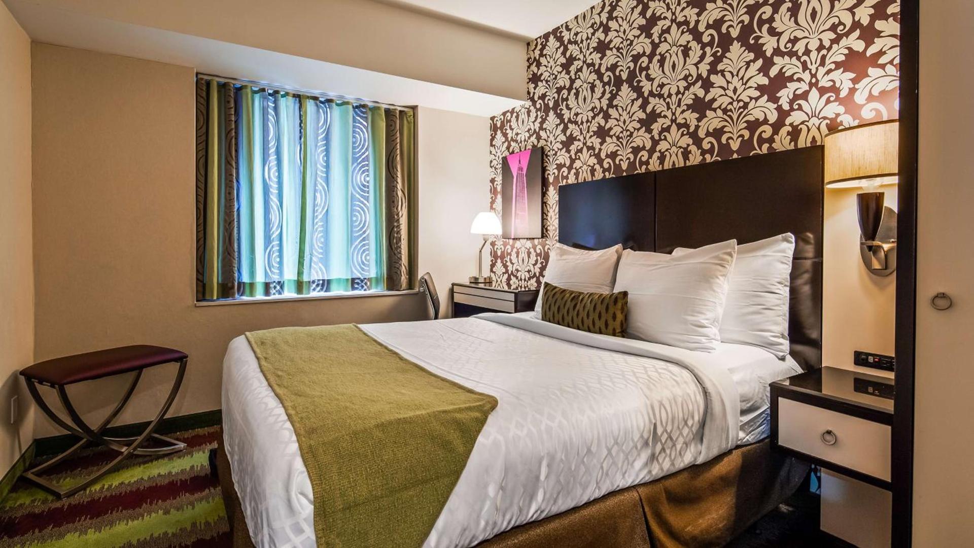 Best Western Premier Herald Square photo 8