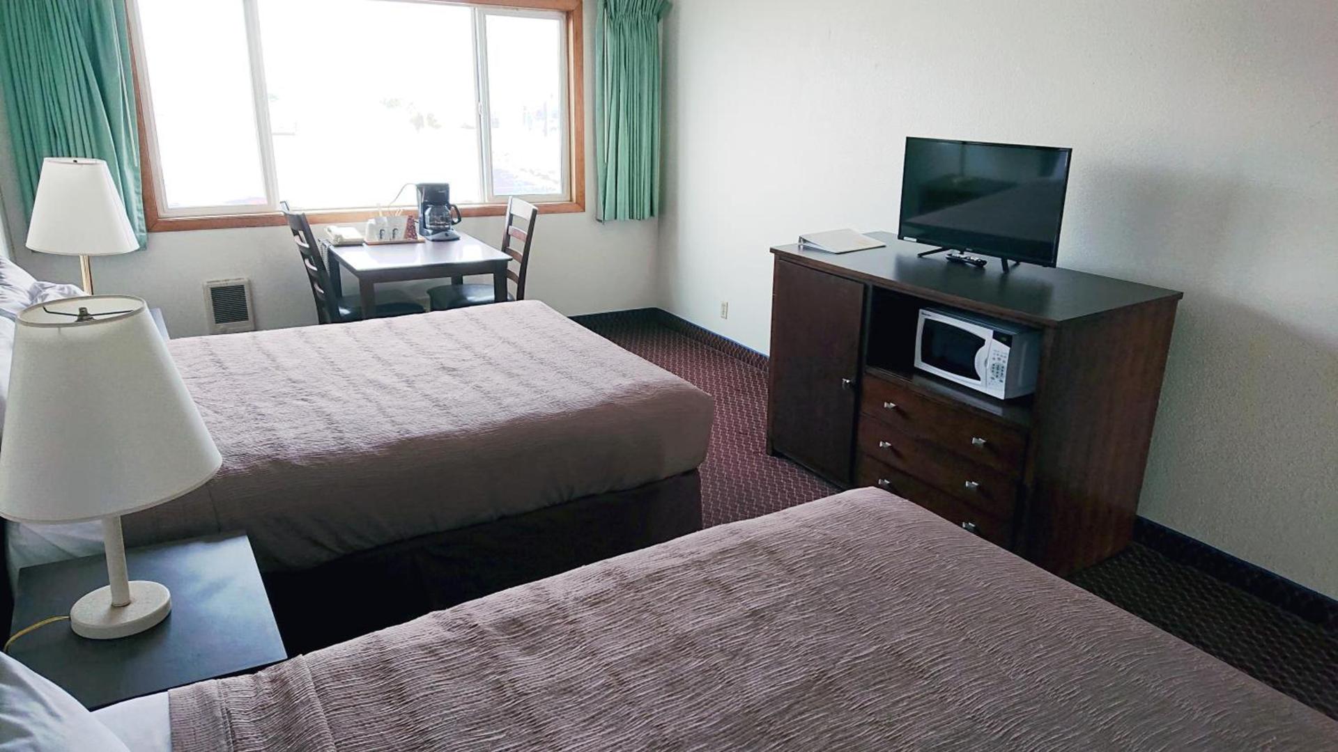 Silver Sands photo 2