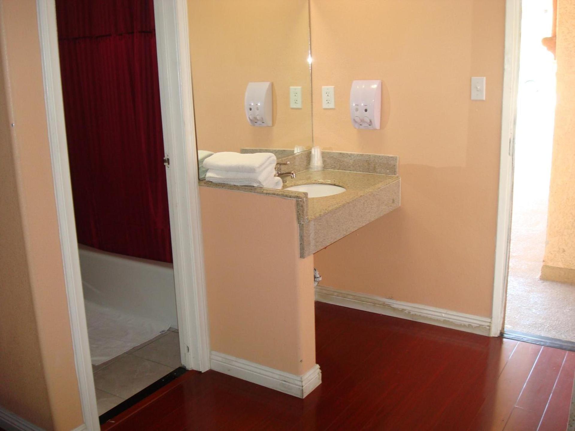 Travel Inn photo 27