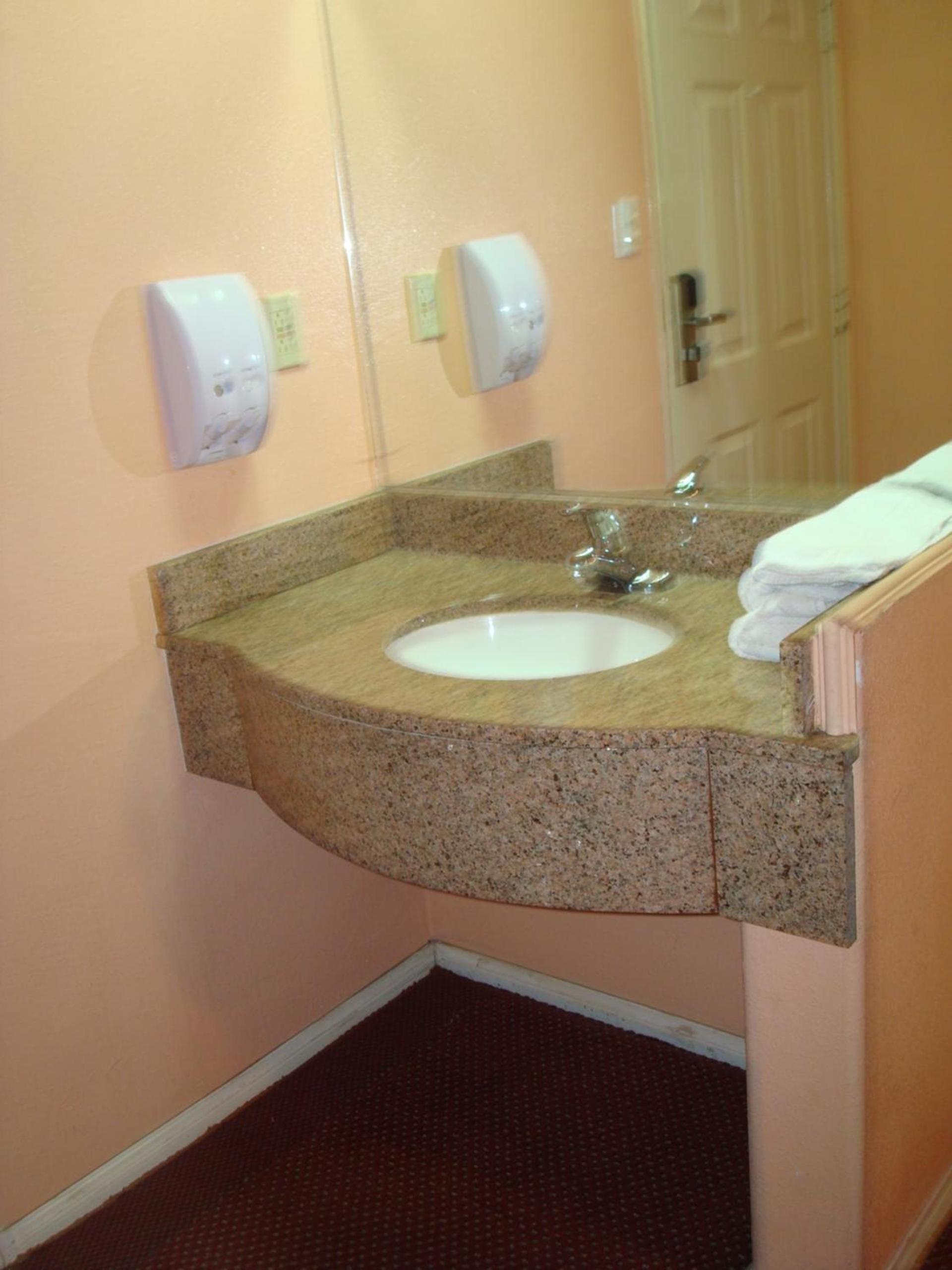Travel Inn photo 31