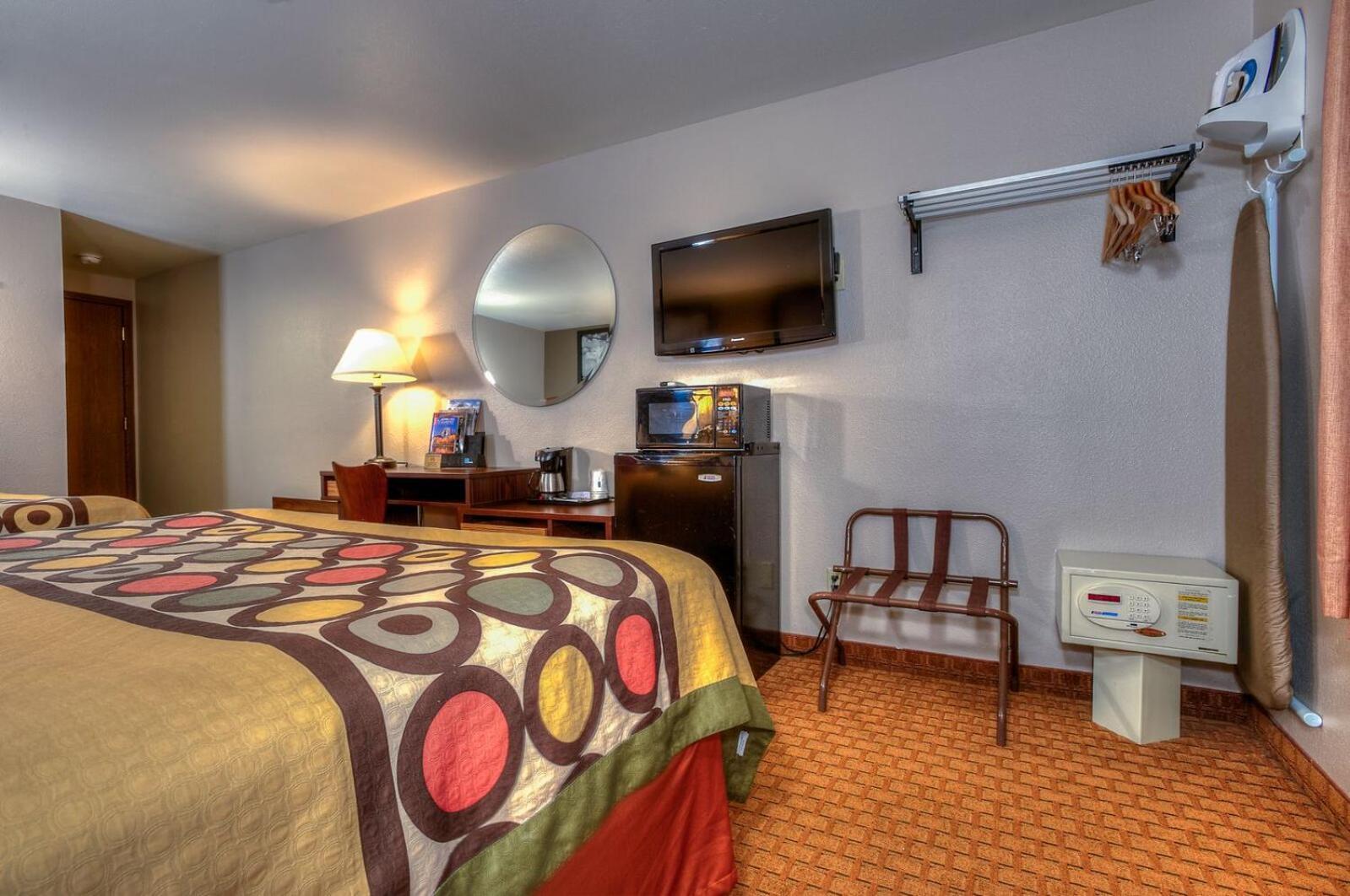 Super 8 by Wyndham Jackson Hole photo 8