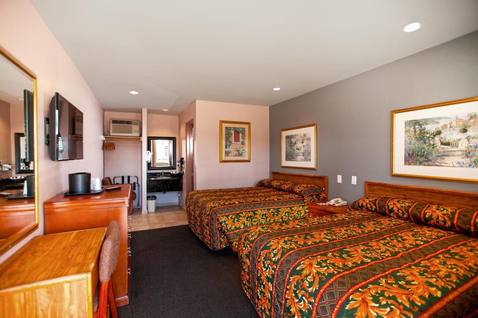 Dunes Inn - Sunset photo 6