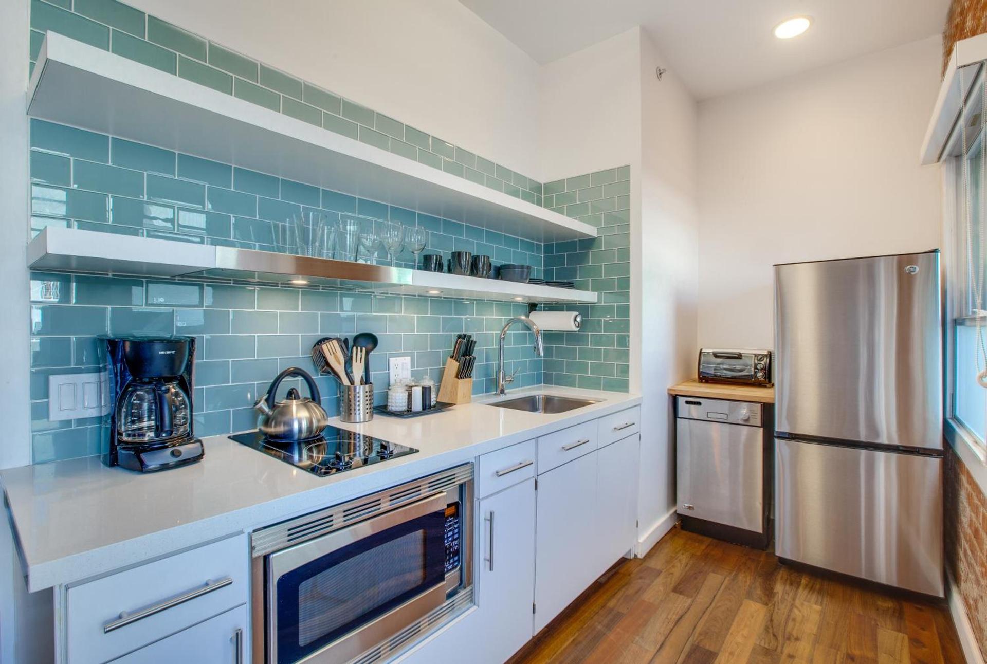 Venice Breeze Suites photo 13
