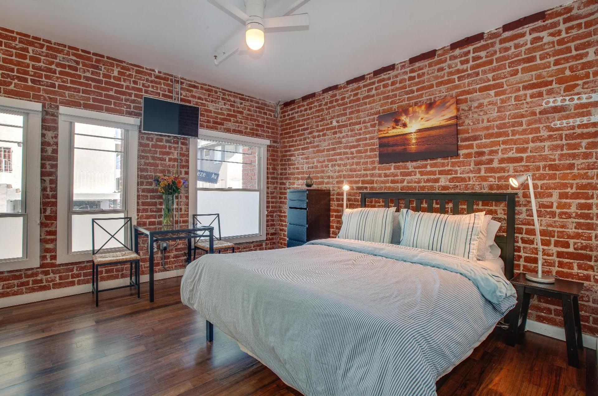 Venice Breeze Suites photo 41
