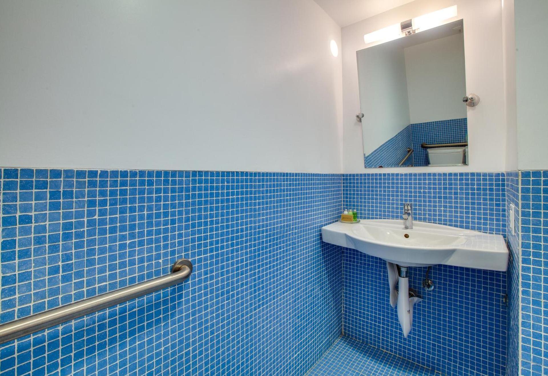 Venice Breeze Suites photo 42