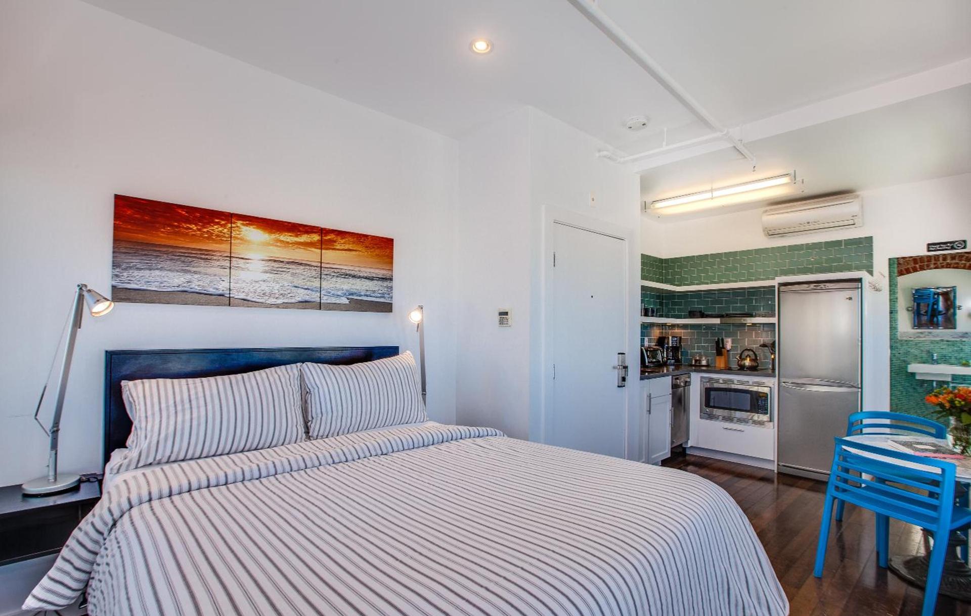 Venice Breeze Suites photo 36