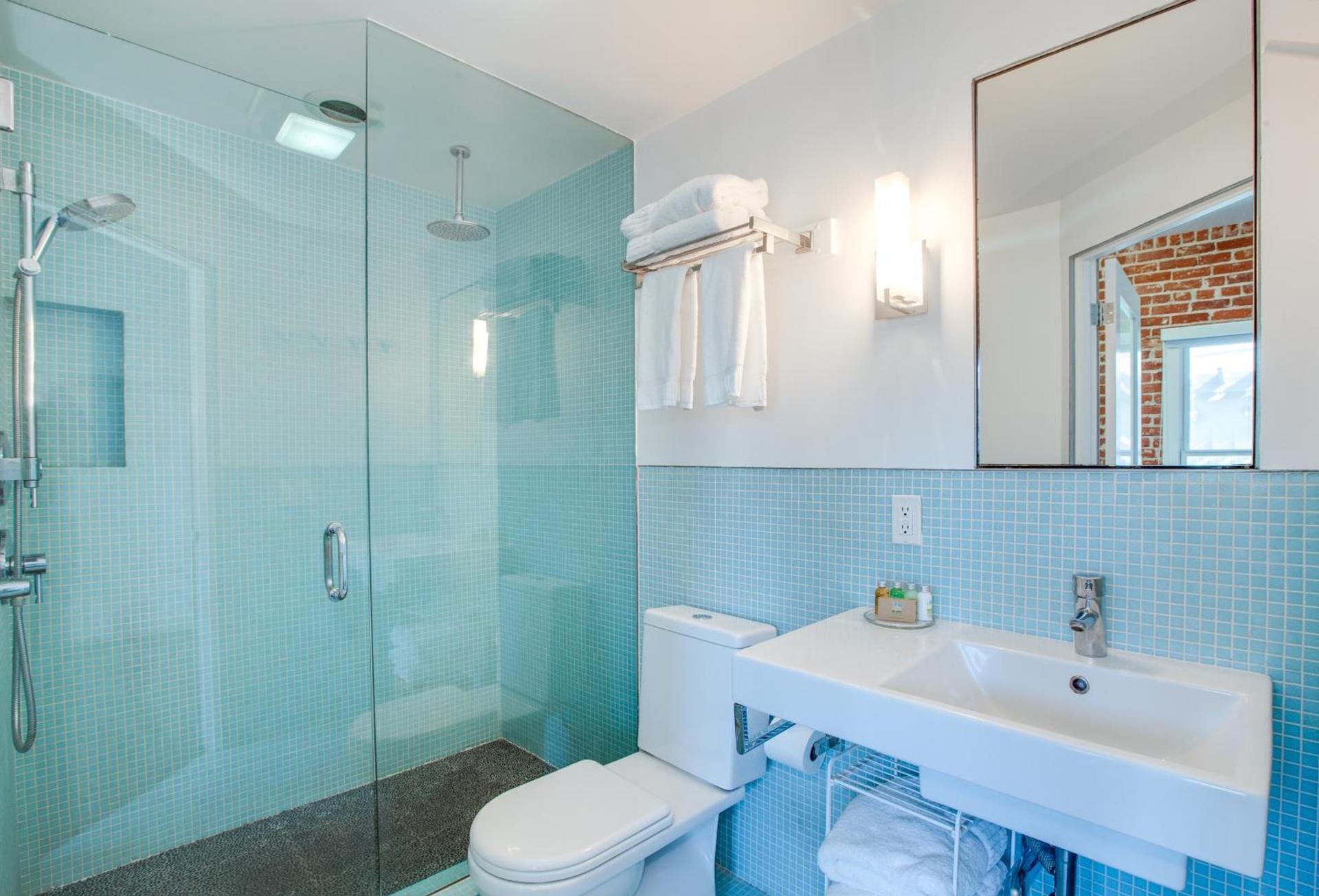 Venice Breeze Suites photo 25