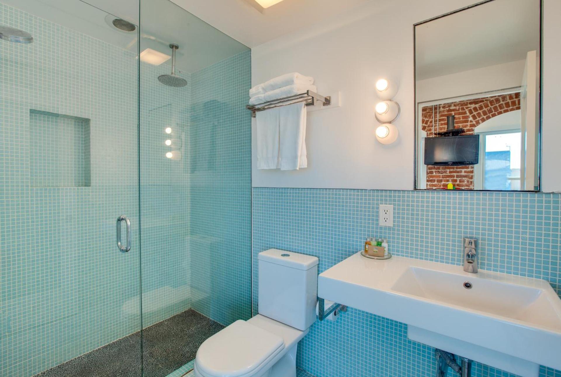 Venice Breeze Suites photo 15