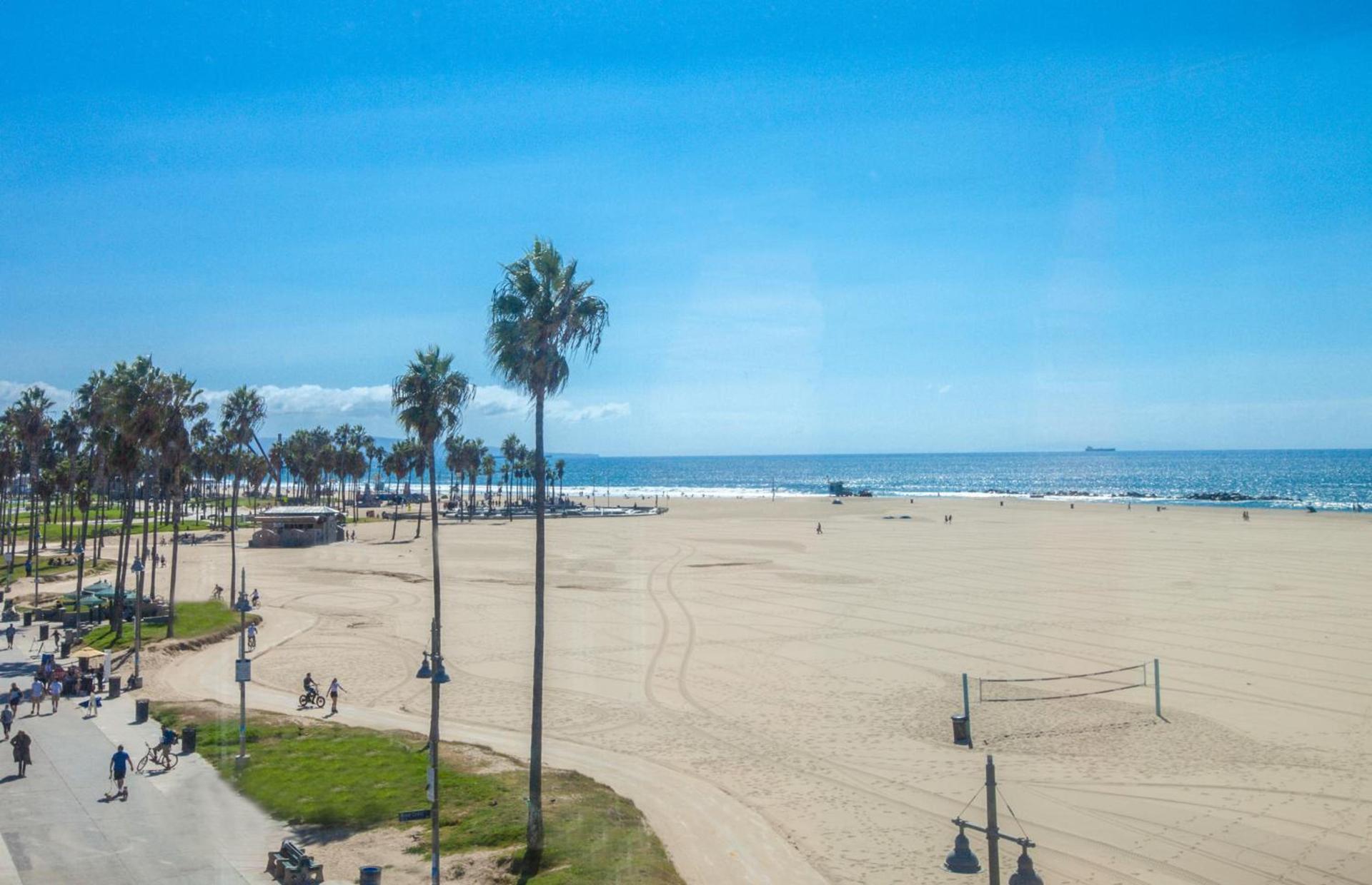 Venice Breeze Suites photo 21
