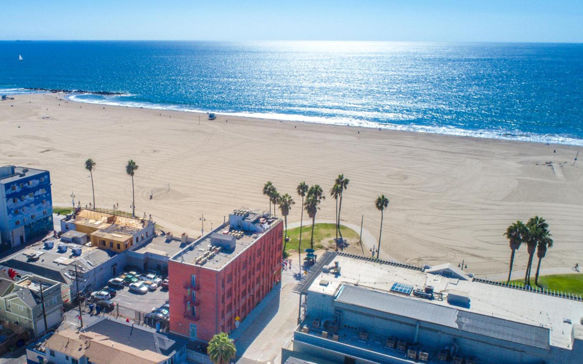 Venice Breeze Suites photo 8