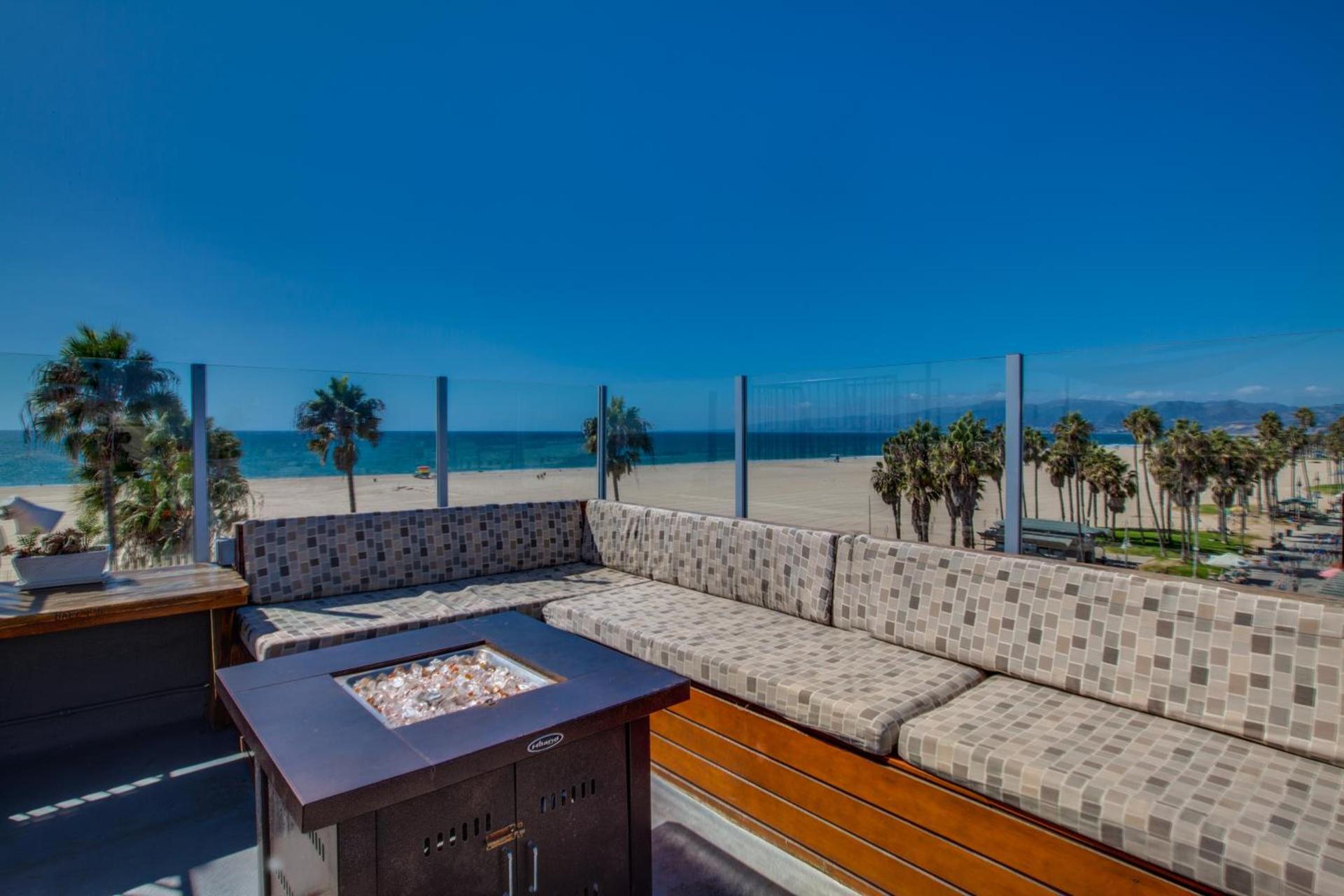Venice Breeze Suites photo 4