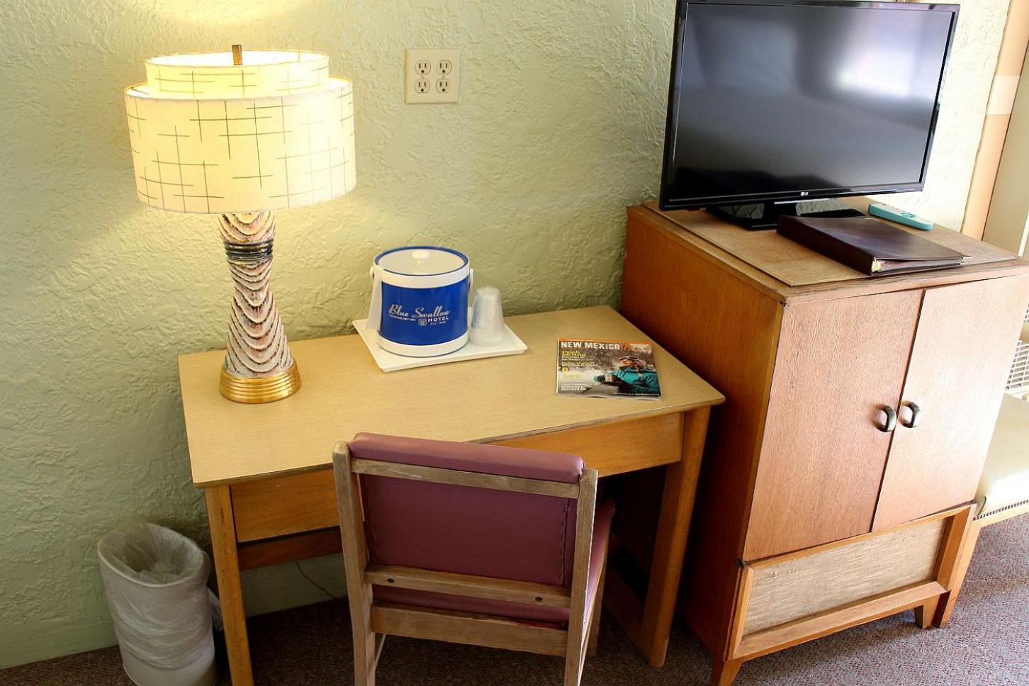 Blue Swallow Motel photo 20