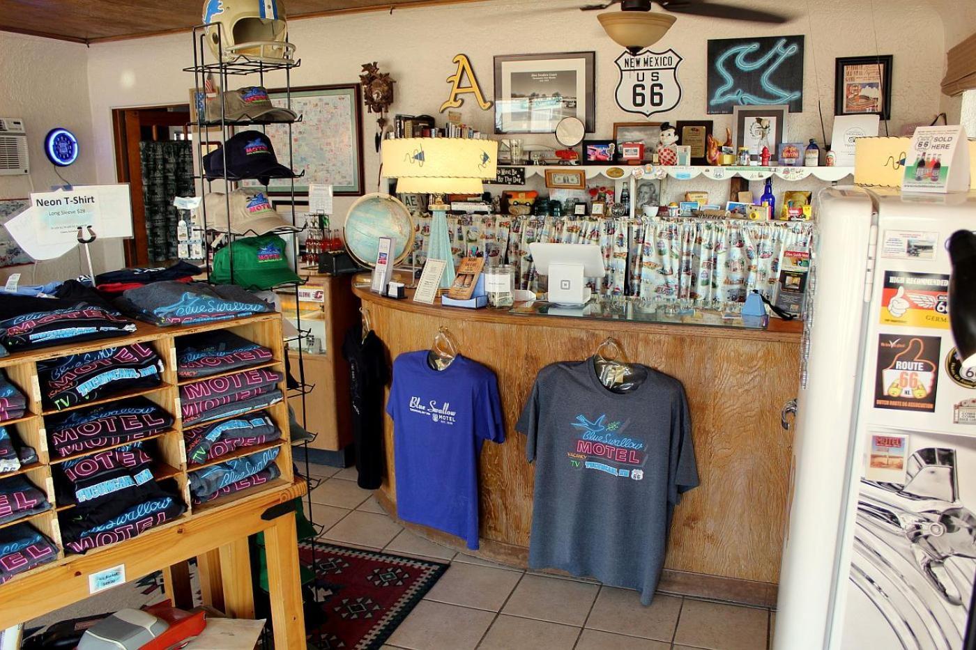 Blue Swallow Motel photo 8