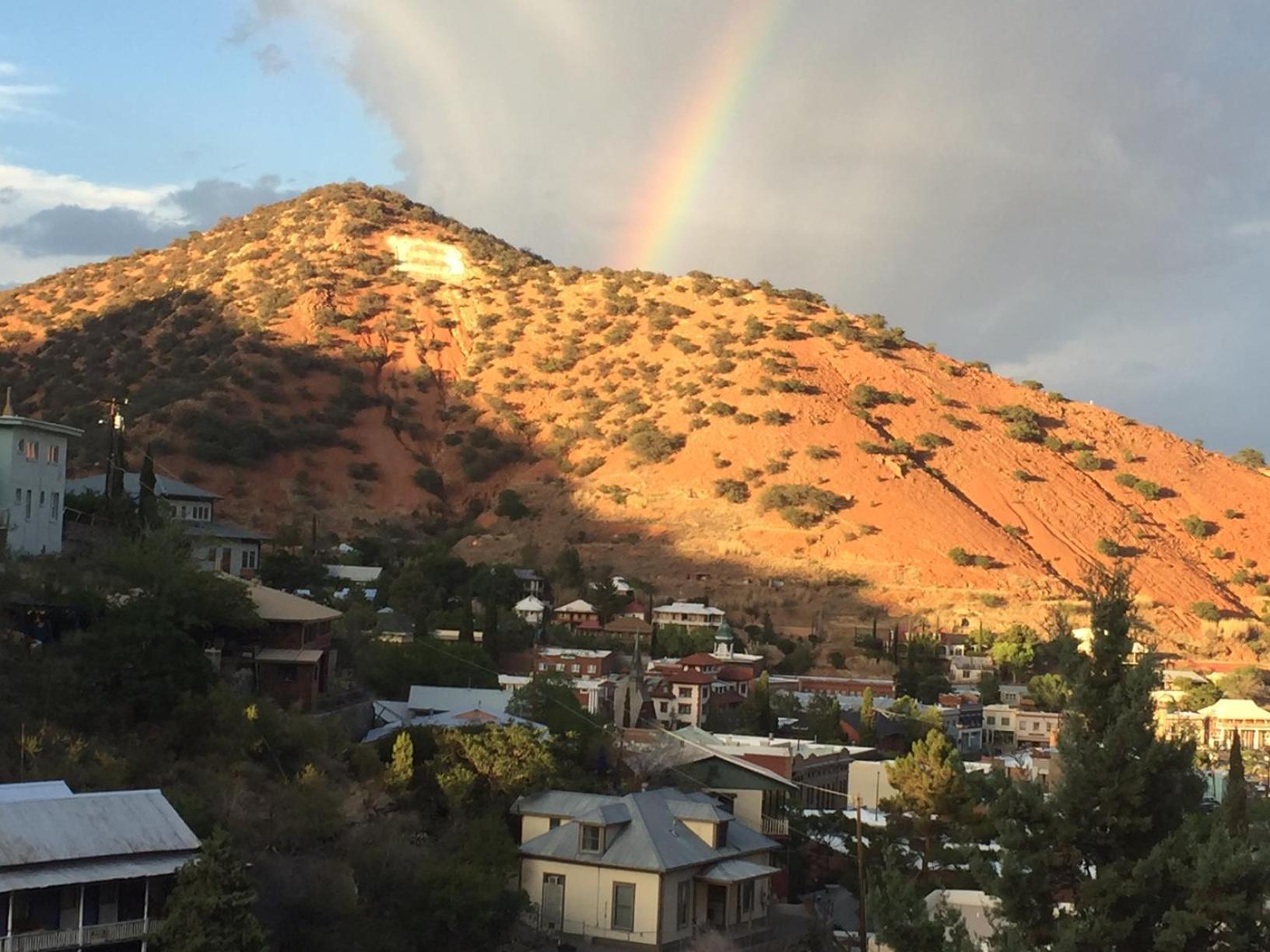 Bisbee Brownstone Suites photo 37