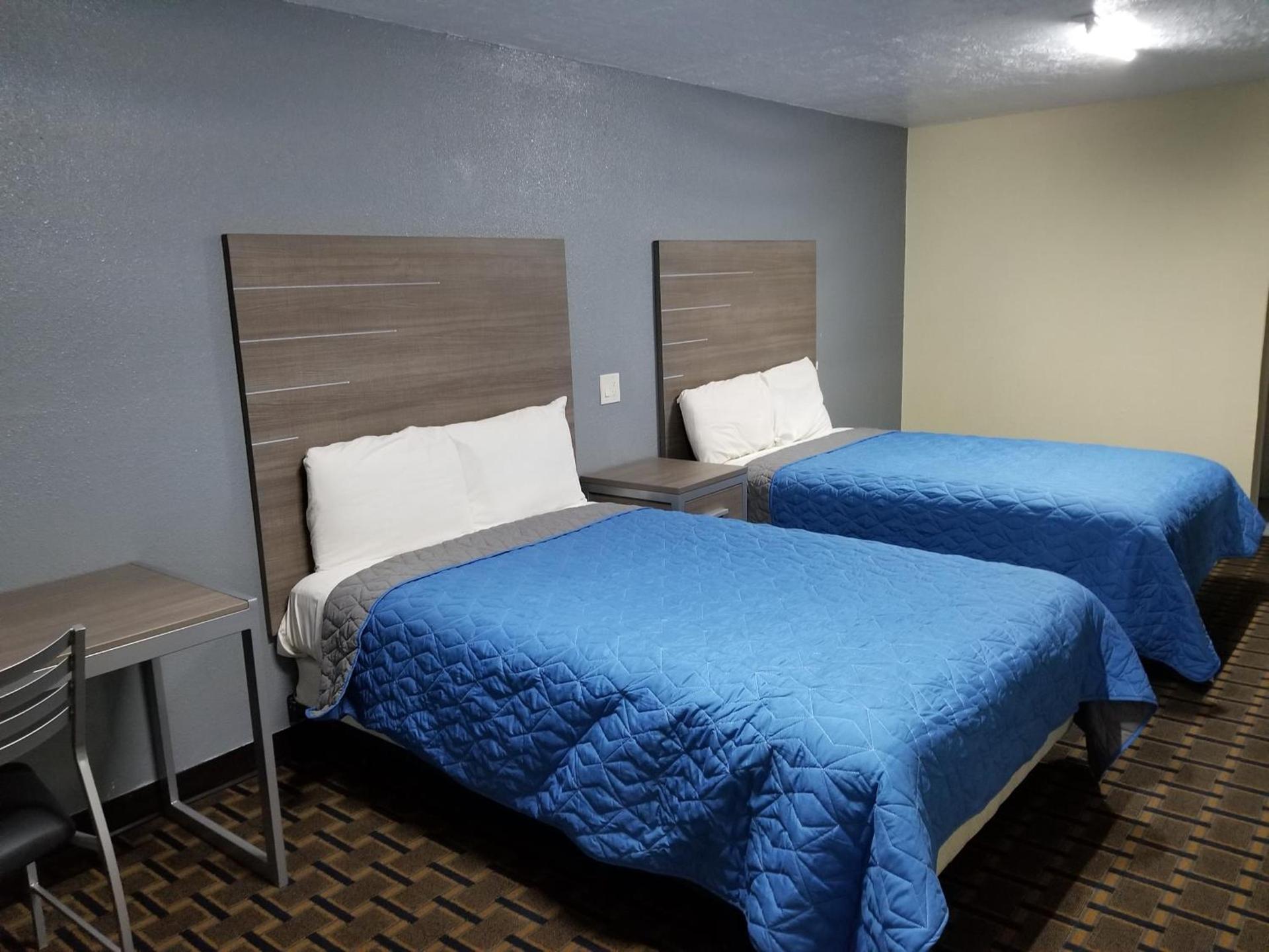 Ameristay Inn & Suites photo 7