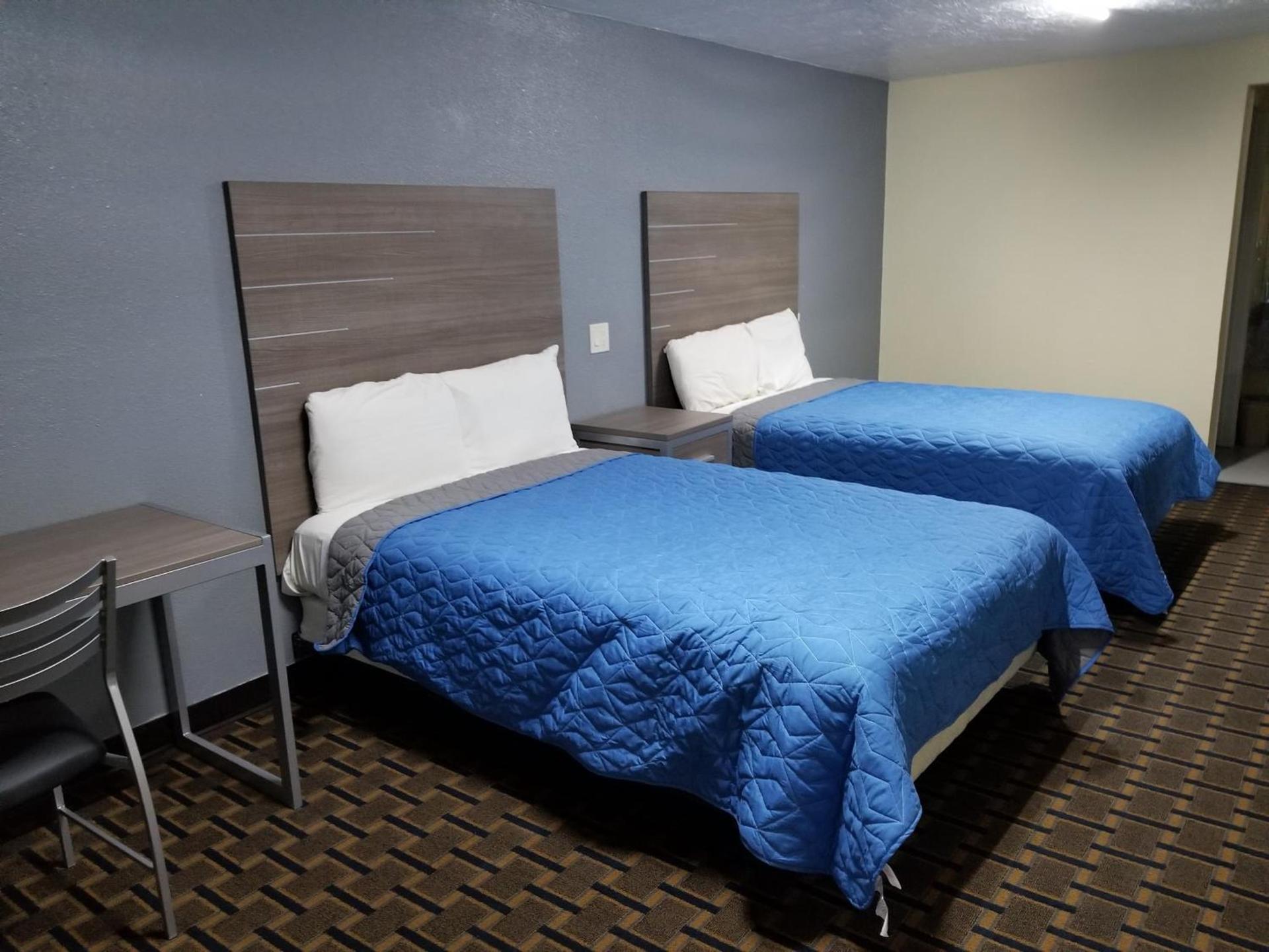 Ameristay Inn & Suites photo 14