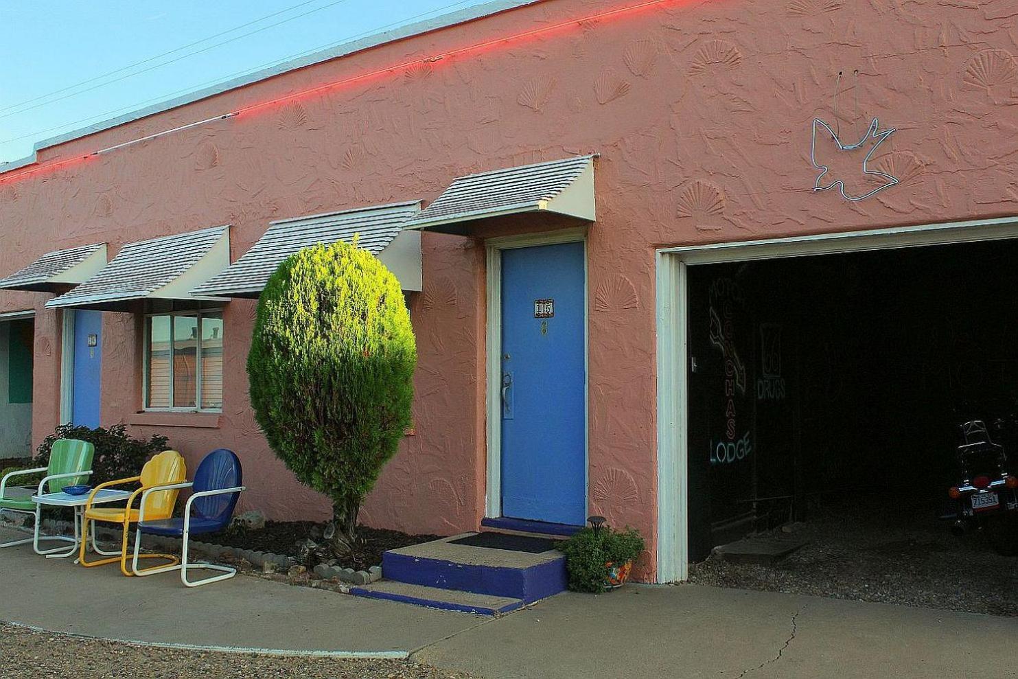 Blue Swallow Motel photo 31
