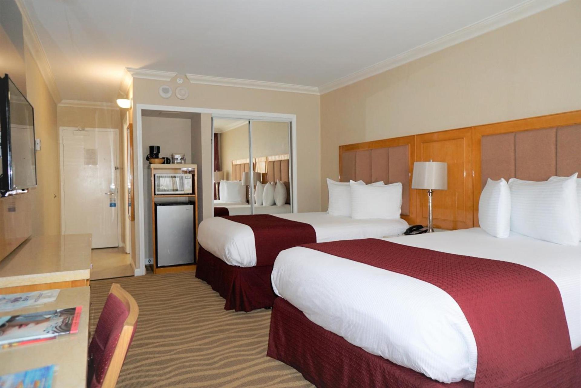 Ocean Sky Hotel & Resort photo 45