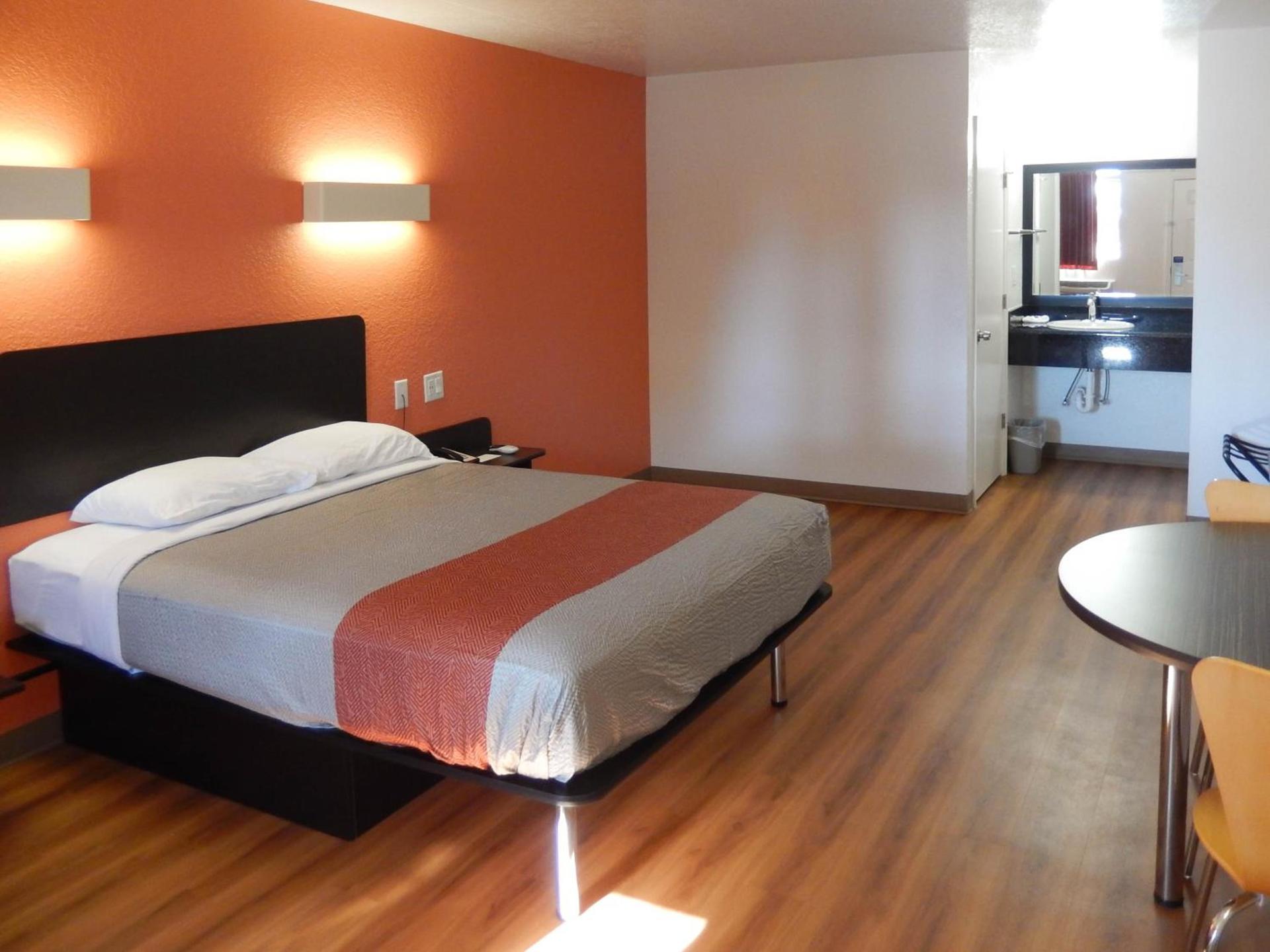 Motel 6-Moultrie, GA photo 31