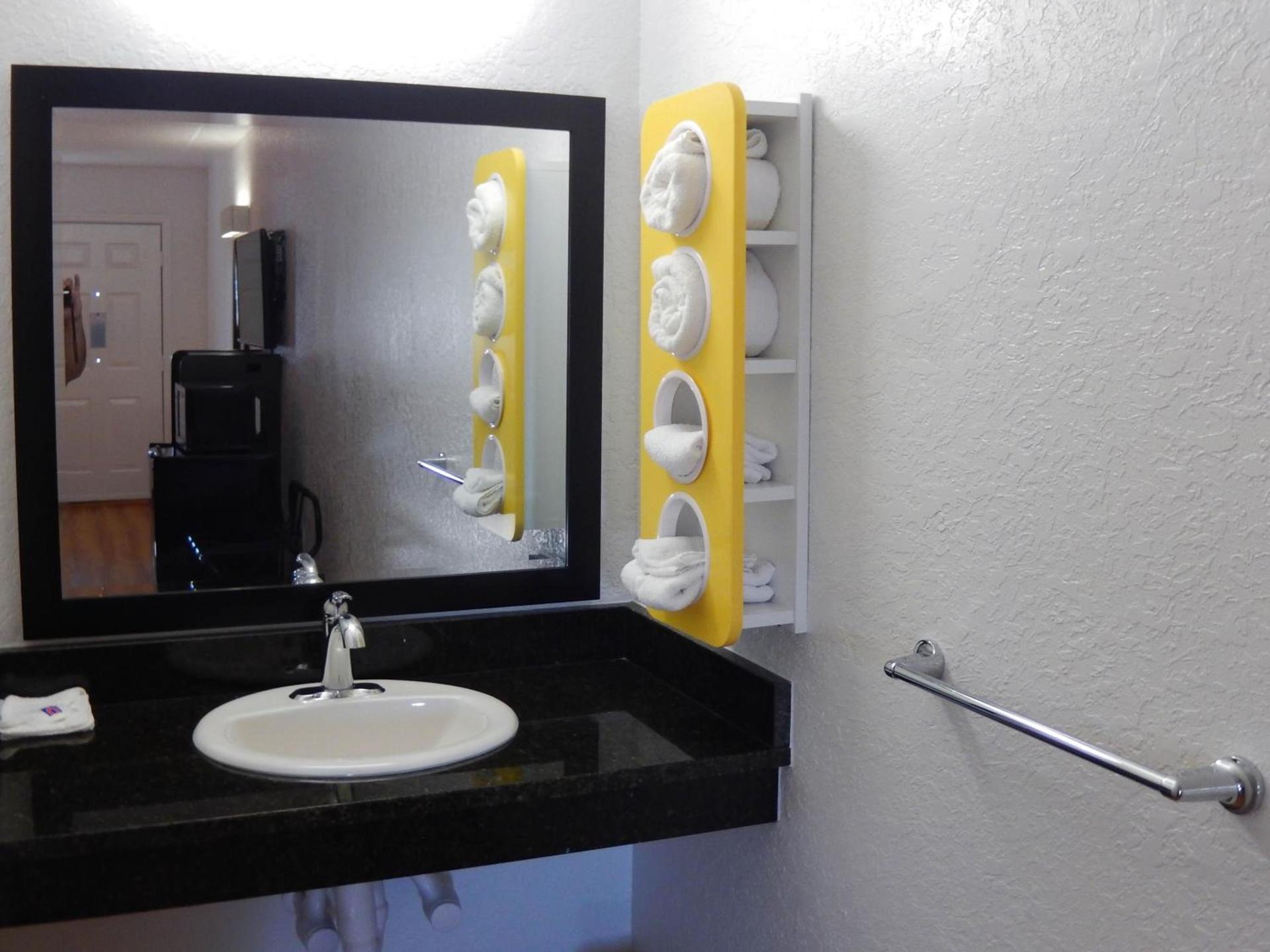 Motel 6-Moultrie, GA photo 36