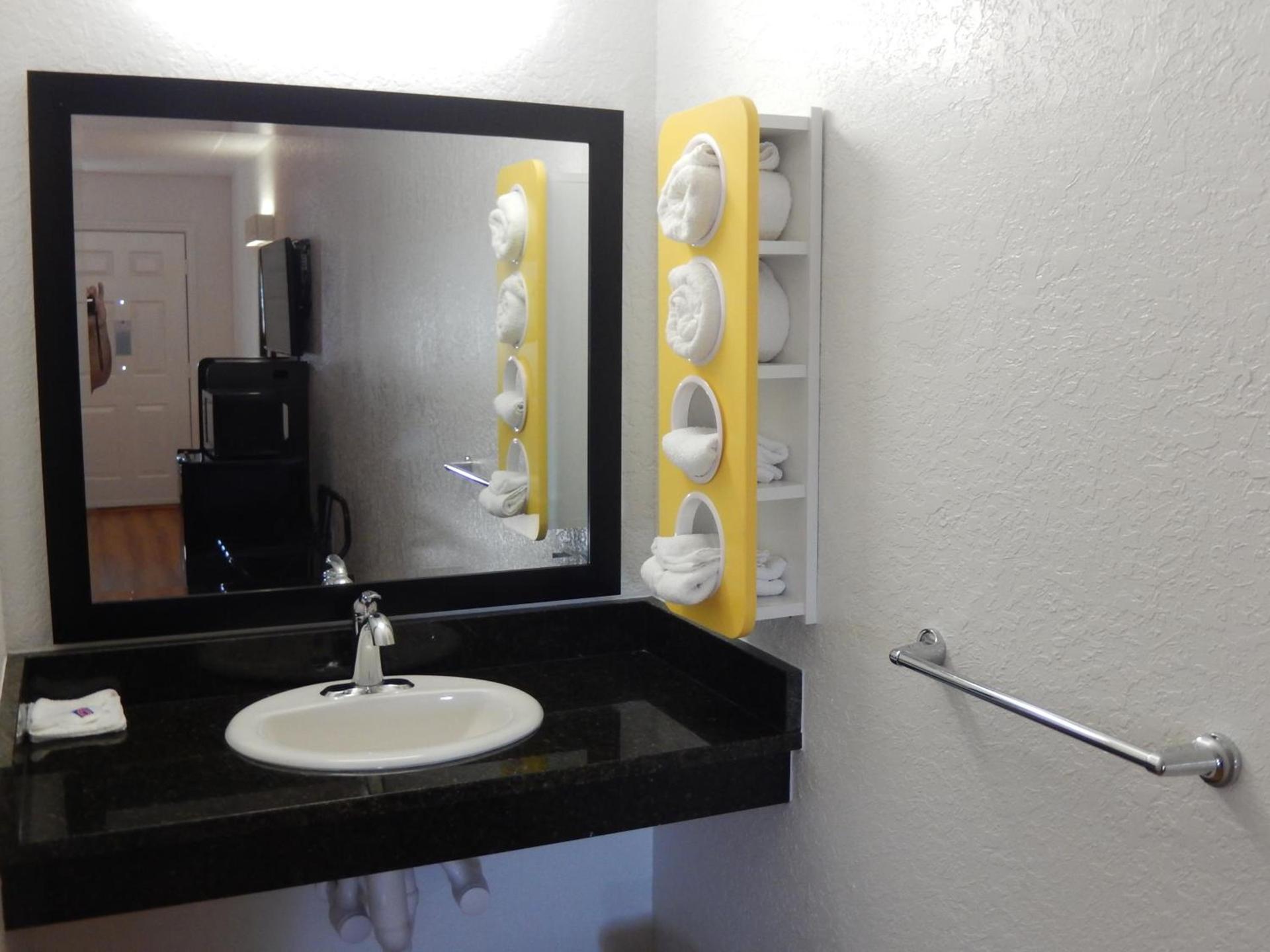 Motel 6-Moultrie, GA photo 42