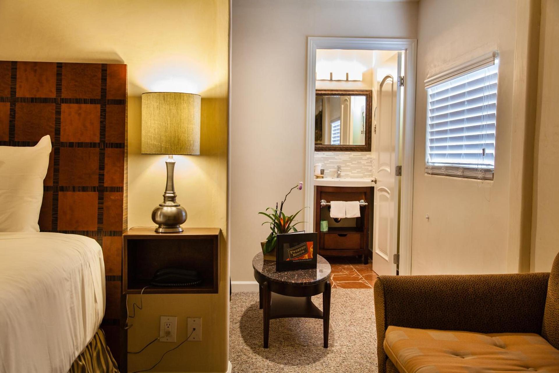 The Vendange Carmel Inn & Suites photo 24