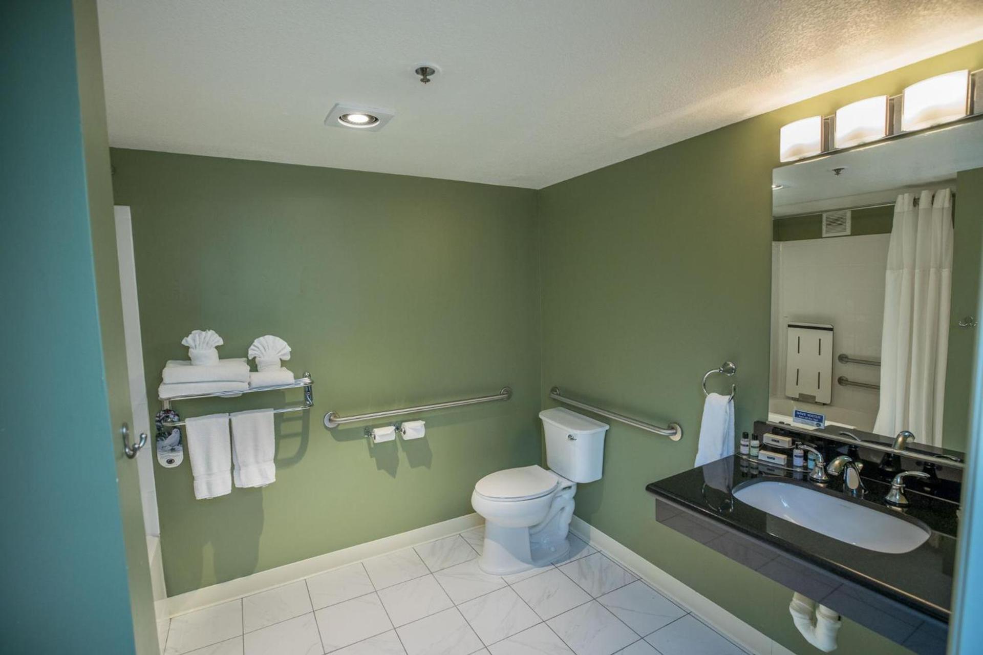 Maple Tree Inn photo 14