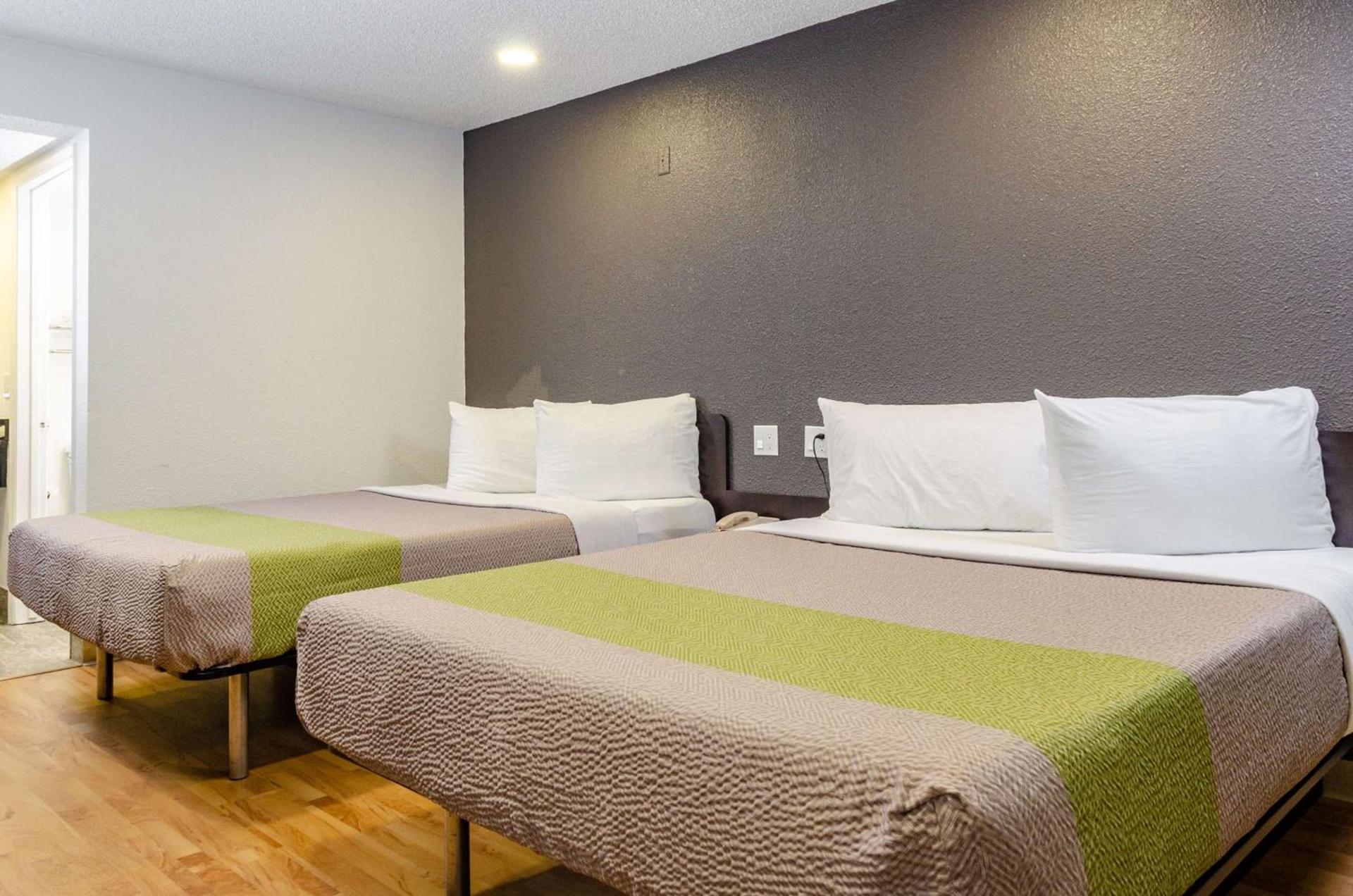 Studio 6-Fresno, CA - Extended Stay photo 13