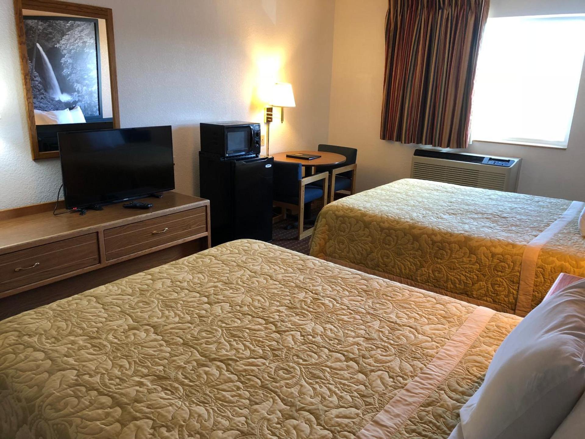 Super 8 by Wyndham The Dalles OR photo 61