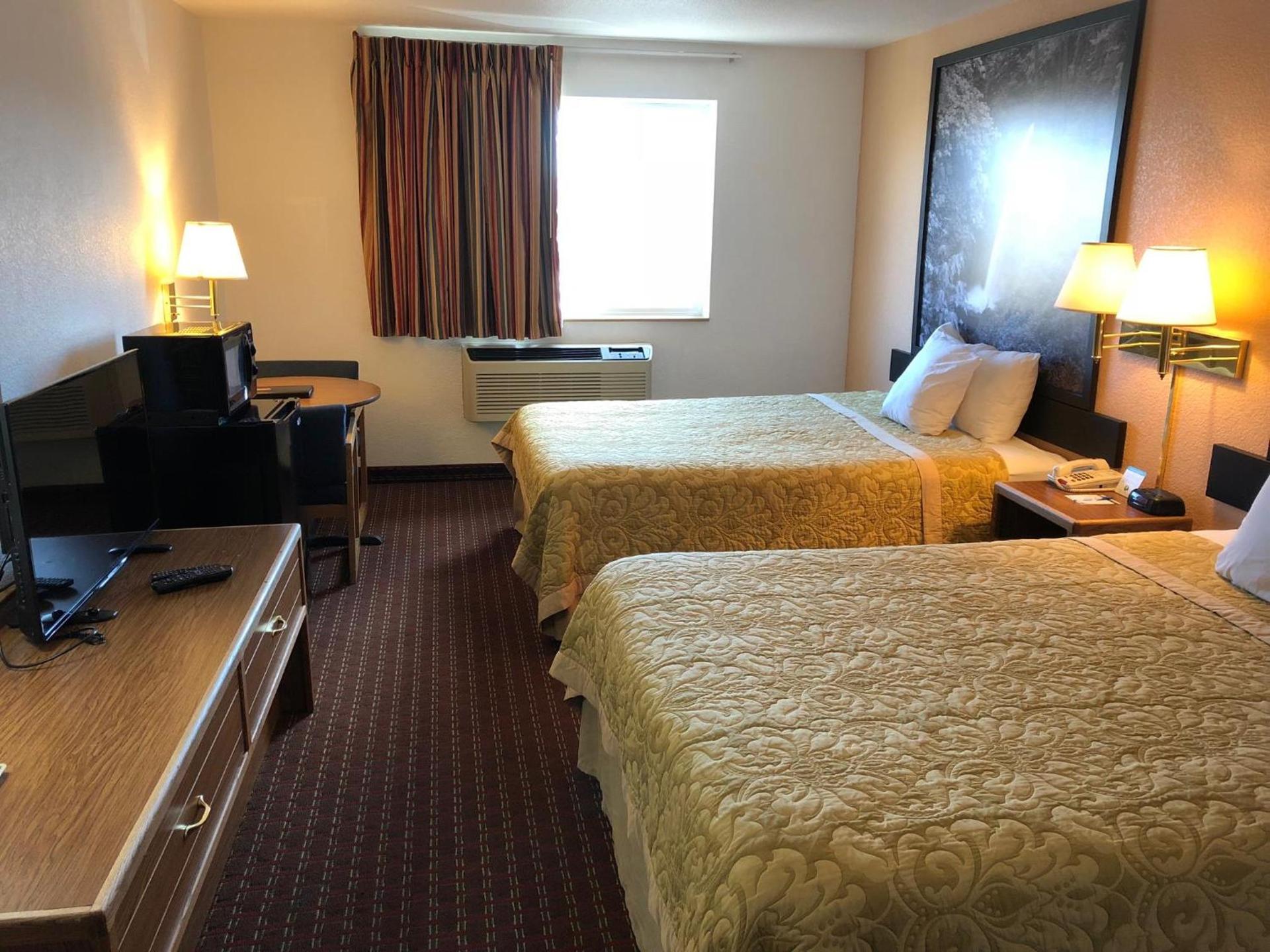 Super 8 by Wyndham The Dalles OR photo 62
